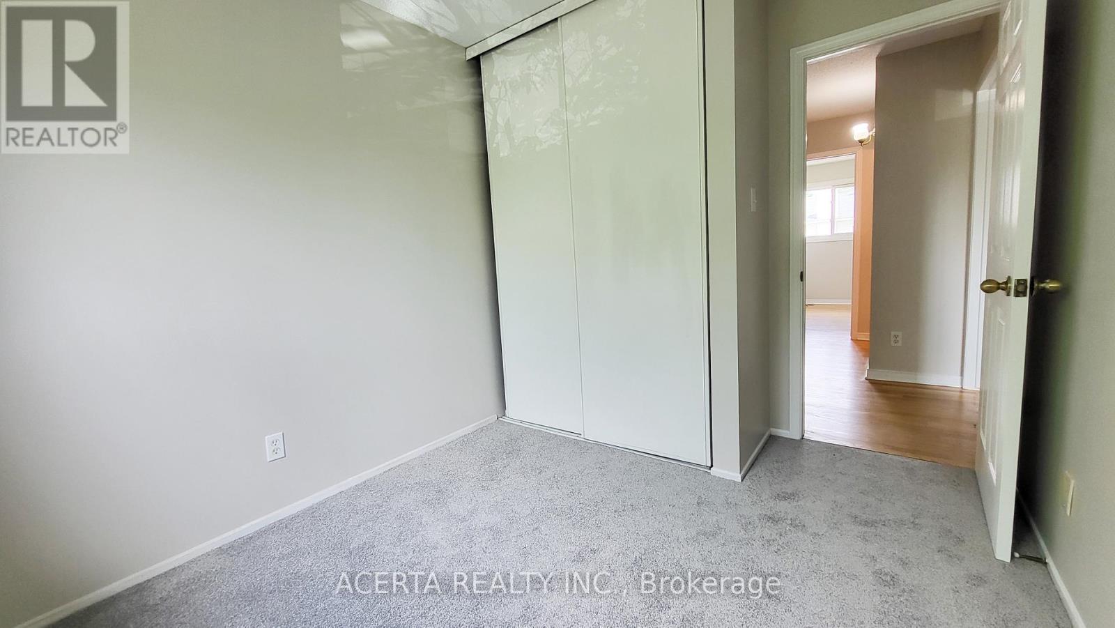 249 Teal Crescent, Ottawa, Ontario  K1E 2C3 - Photo 17 - X13580076