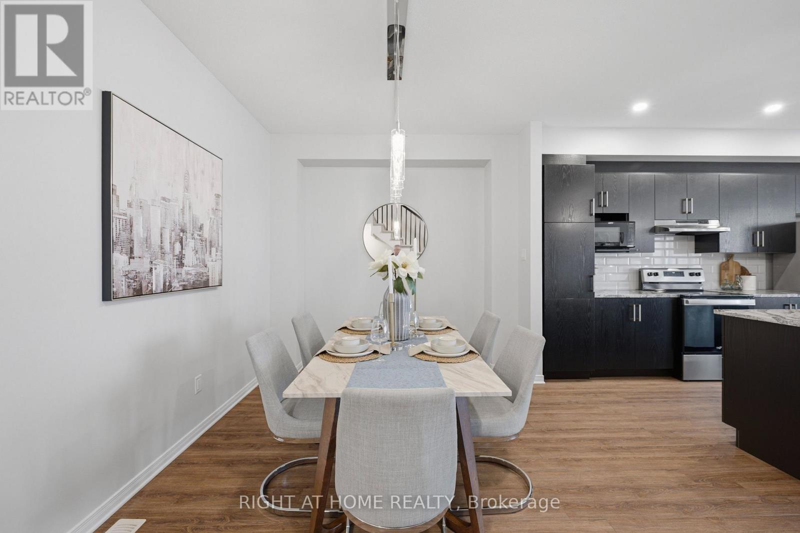 593 Edenwylde Drive, Ottawa, Ontario  K2S 2L1 - Photo 5 - X13580150