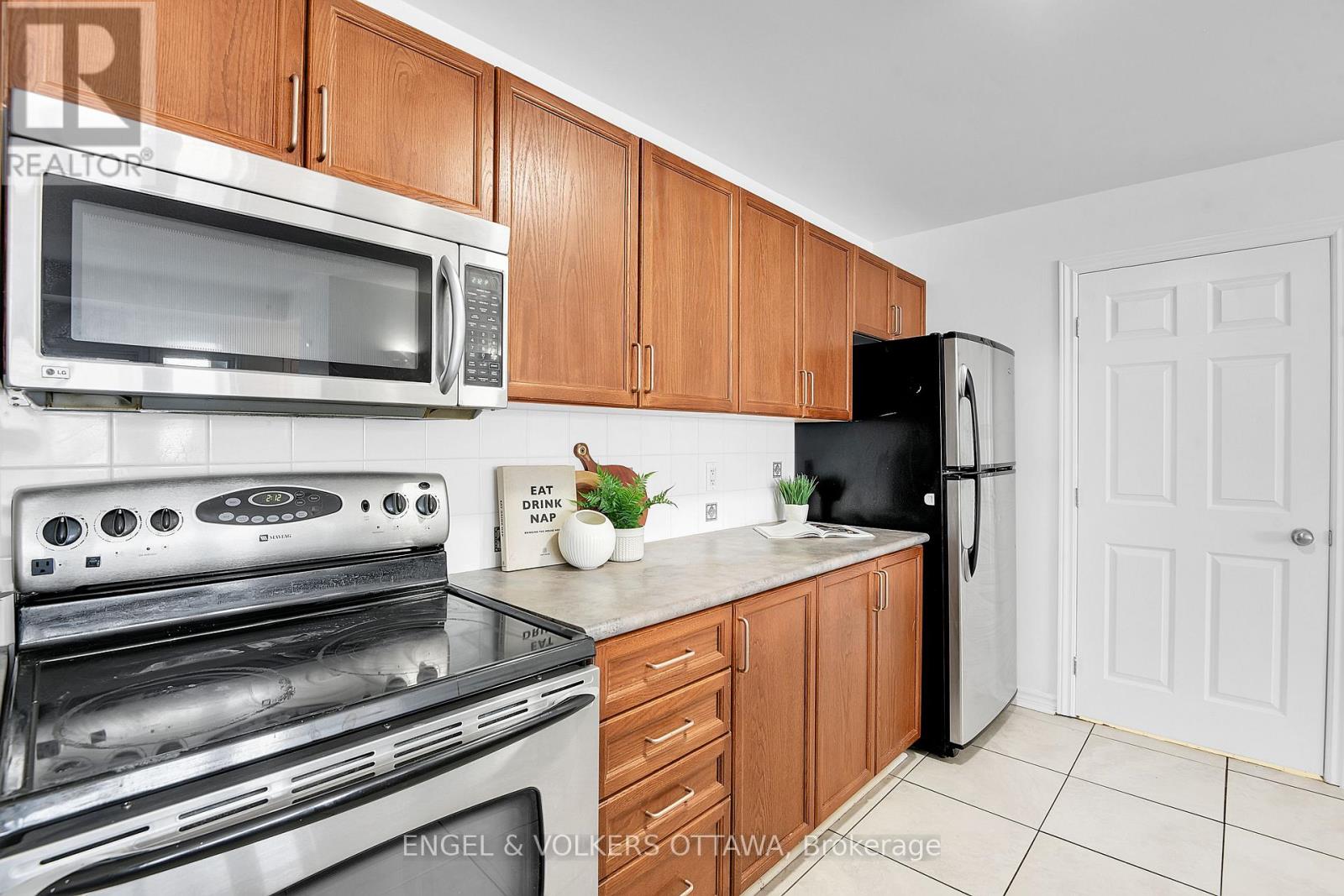 5 - 165 Waterbridge Drive, Ottawa, Ontario  K2G 7G3 - Photo 4 - X13580168