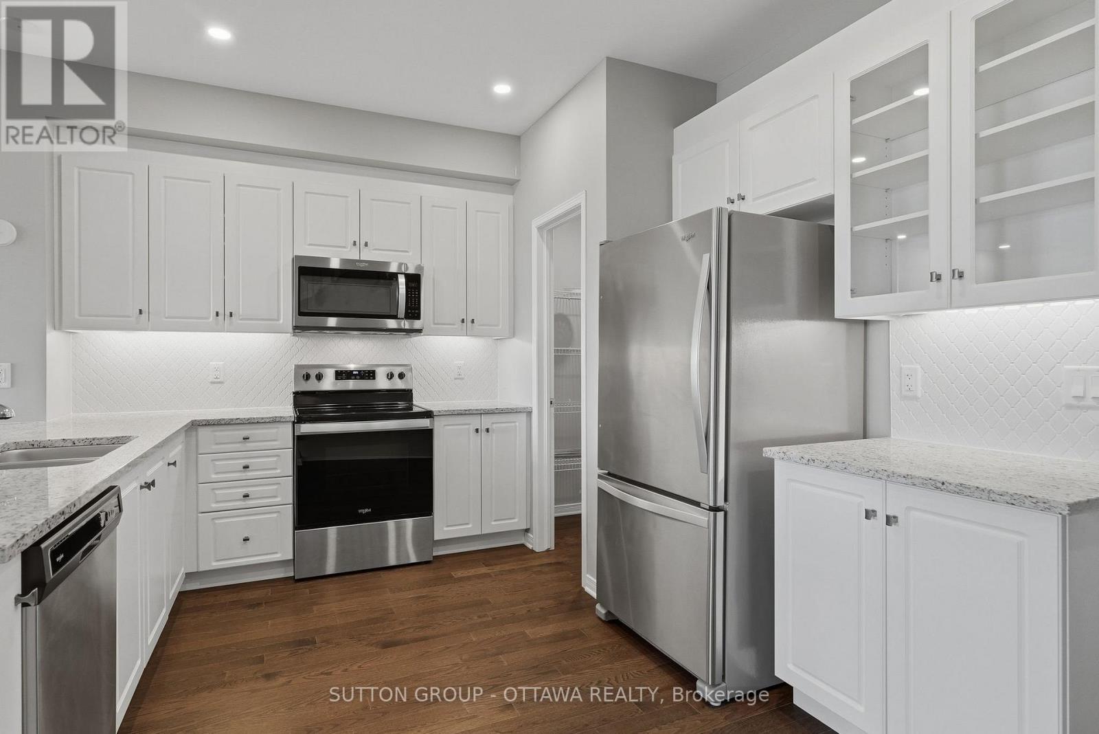 196 Jardiniere Street, Ottawa, Ontario  K2S 2K2 - Photo 4 - X13580202