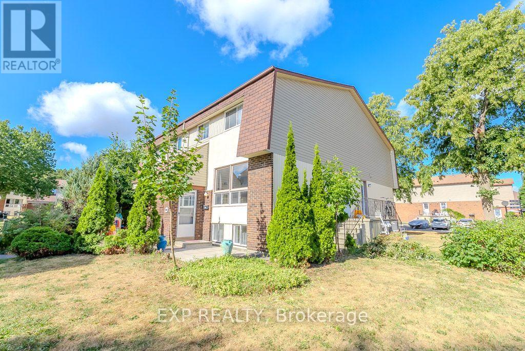 #c - 37 Forester Crescent, Ottawa, Ontario  K2H 8Y3 - Photo 1 - X13580314