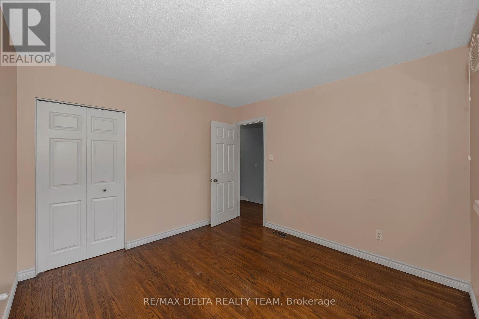 841 Balsam Drive, Ottawa, Ontario  K1E 1B8 - Photo 24 - X13580710