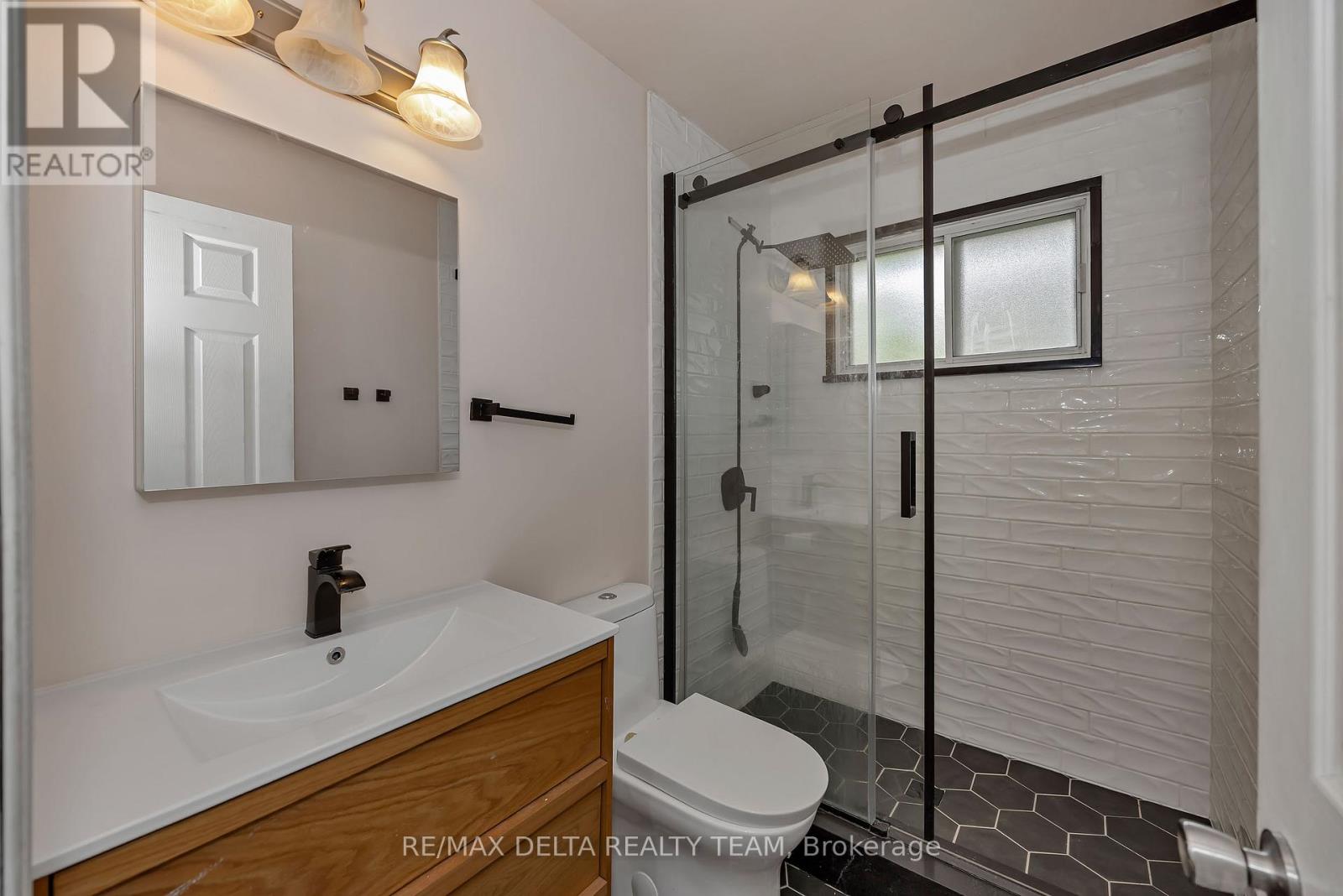 841 Balsam Drive, Ottawa, Ontario  K1E 1B8 - Photo 25 - X13580710