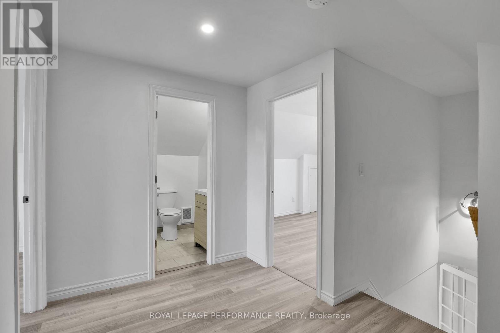 1482 Laperriere Avenue, Ottawa, Ontario  K1Z 7S9 - Photo 9 - X13580922