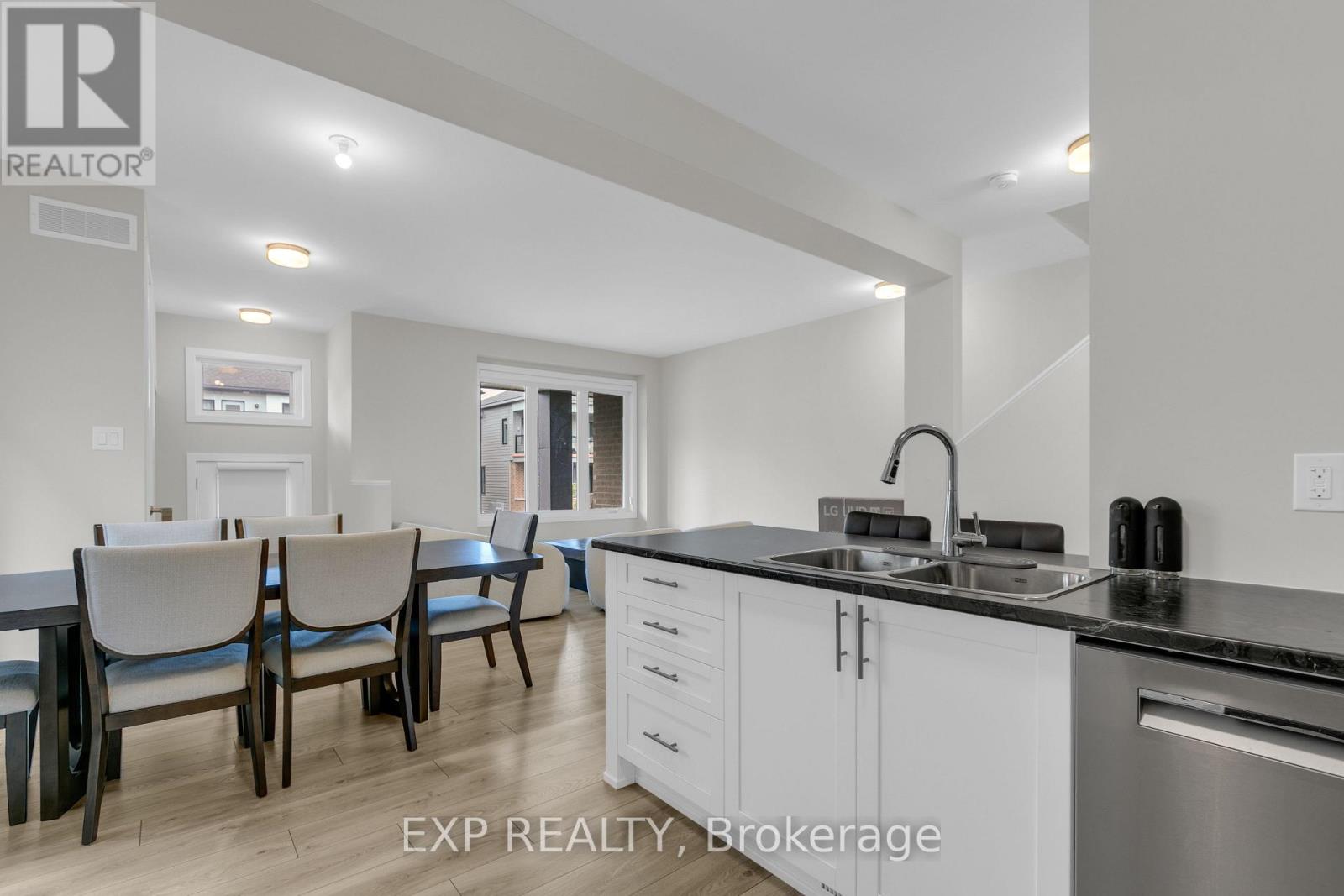 323 Catsfoot Walk, Ottawa, Ontario  K2J 7G9 - Photo 14 - X13581050