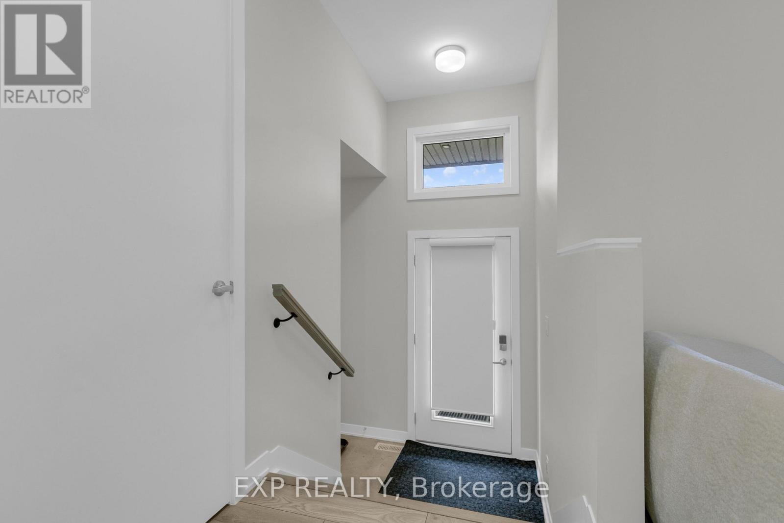 323 Catsfoot Walk, Ottawa, Ontario  K2J 7G9 - Photo 4 - X13581050