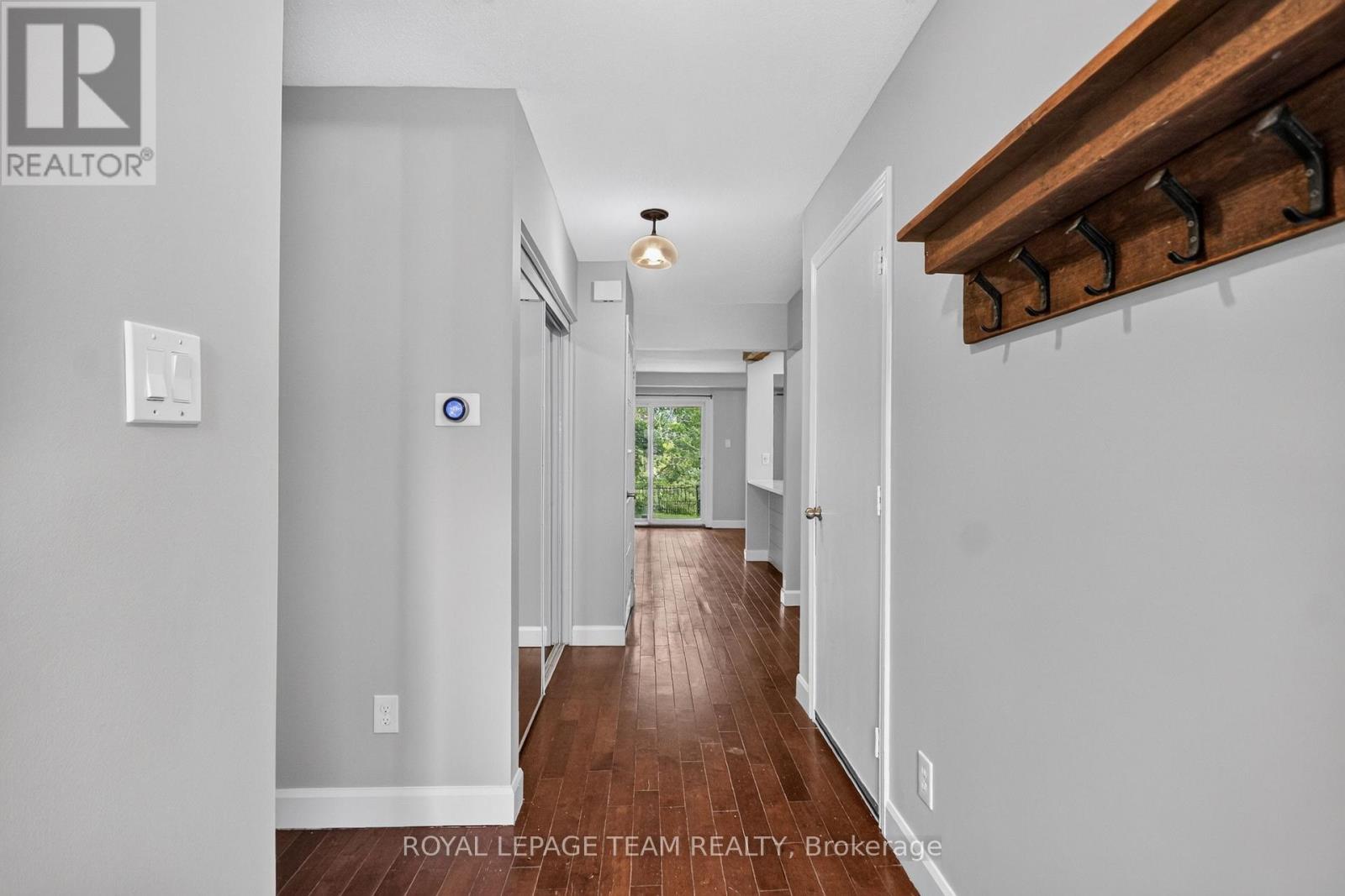 9 - 18 Chisholm Court, Ottawa, Ontario  K2K 1E2 - Photo 4 - X13581096