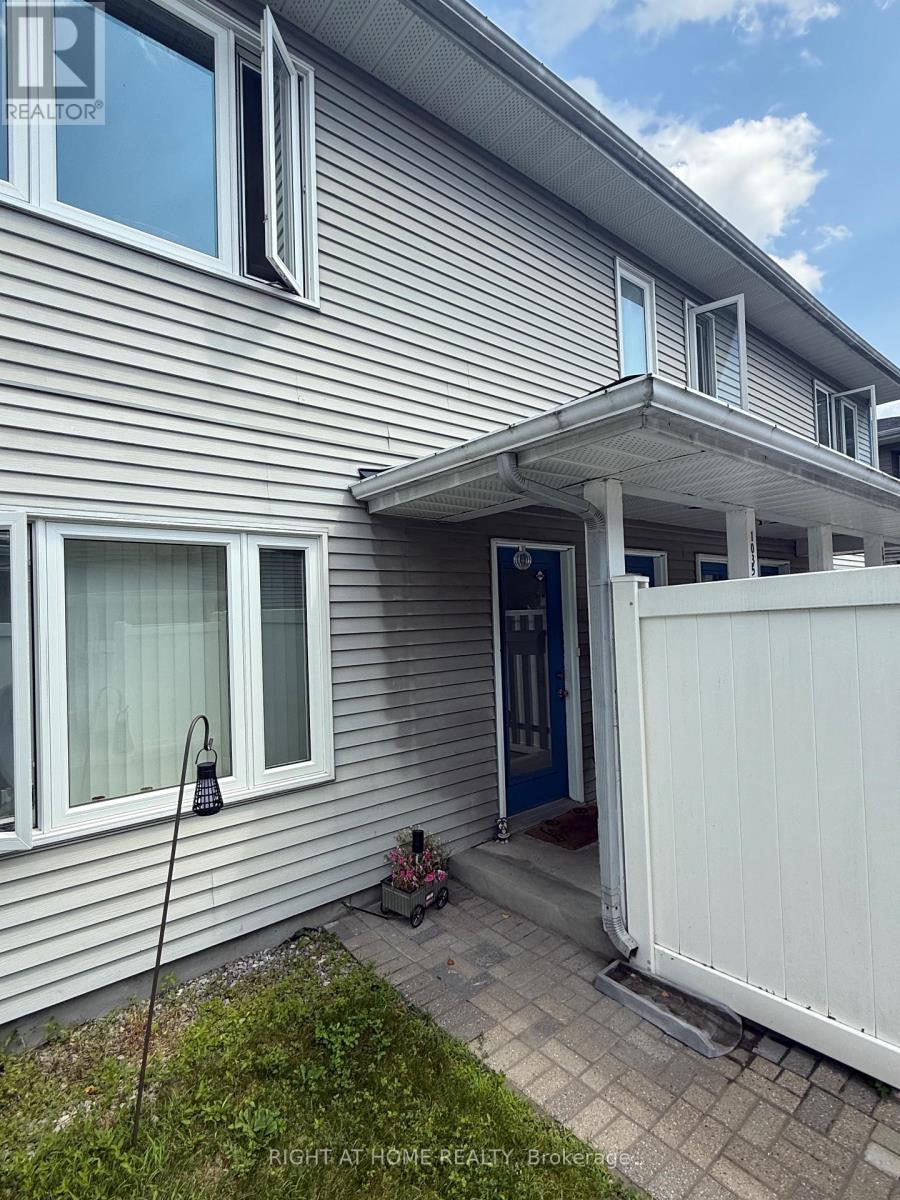 E - 1035 Cummings Avenue, Ottawa, Ontario  K1J 9K5 - Photo 5 - X13581124