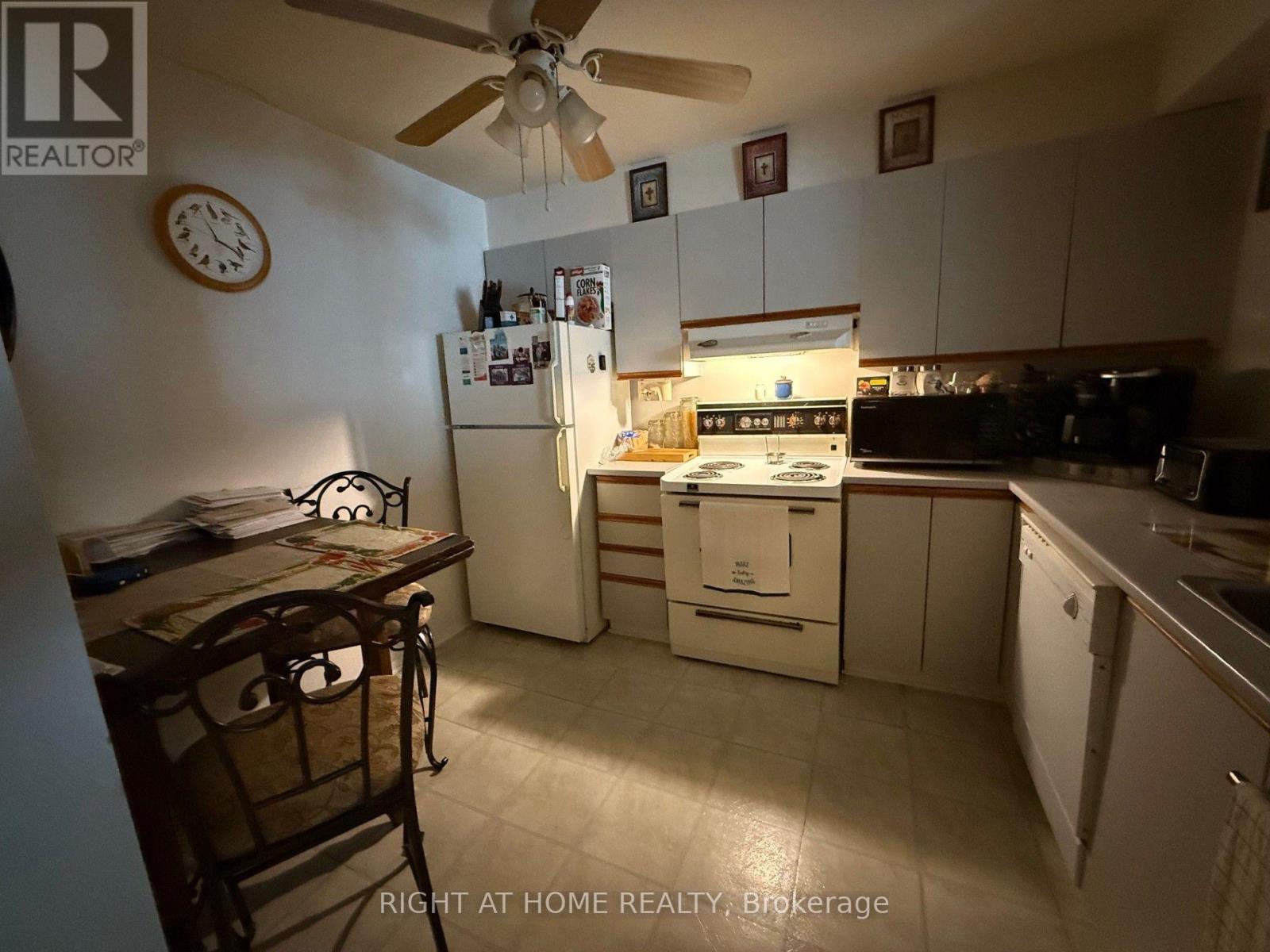 E - 1035 Cummings Avenue, Ottawa, Ontario  K1J 9K5 - Photo 7 - X13581124