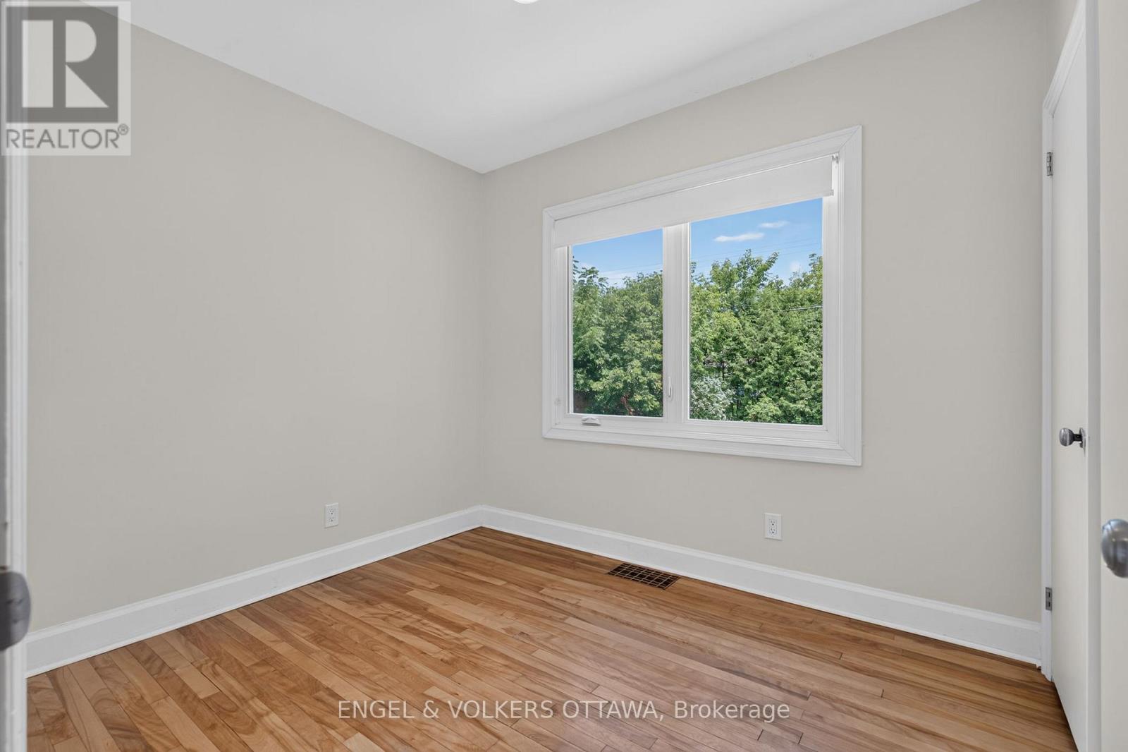2445 Alta Vista Drive, Ottawa, Ontario  K1H 7M9 - Photo 14 - X13581192