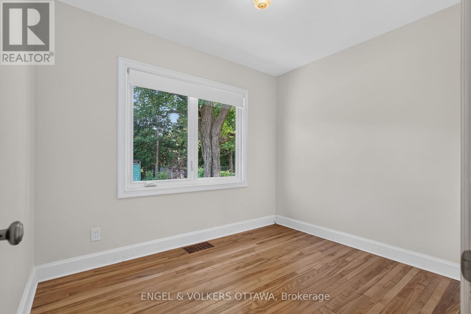 2445 Alta Vista Drive, Ottawa, Ontario  K1H 7M9 - Photo 16 - X13581192