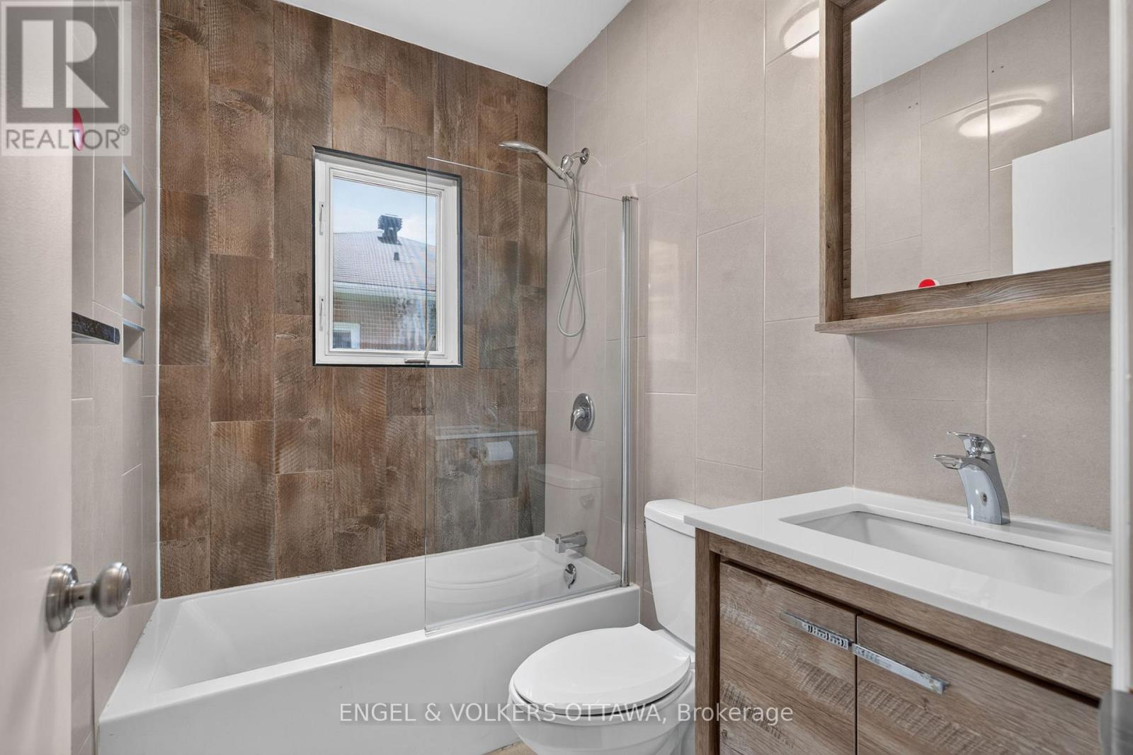 2445 Alta Vista Drive, Ottawa, Ontario  K1H 7M9 - Photo 18 - X13581192