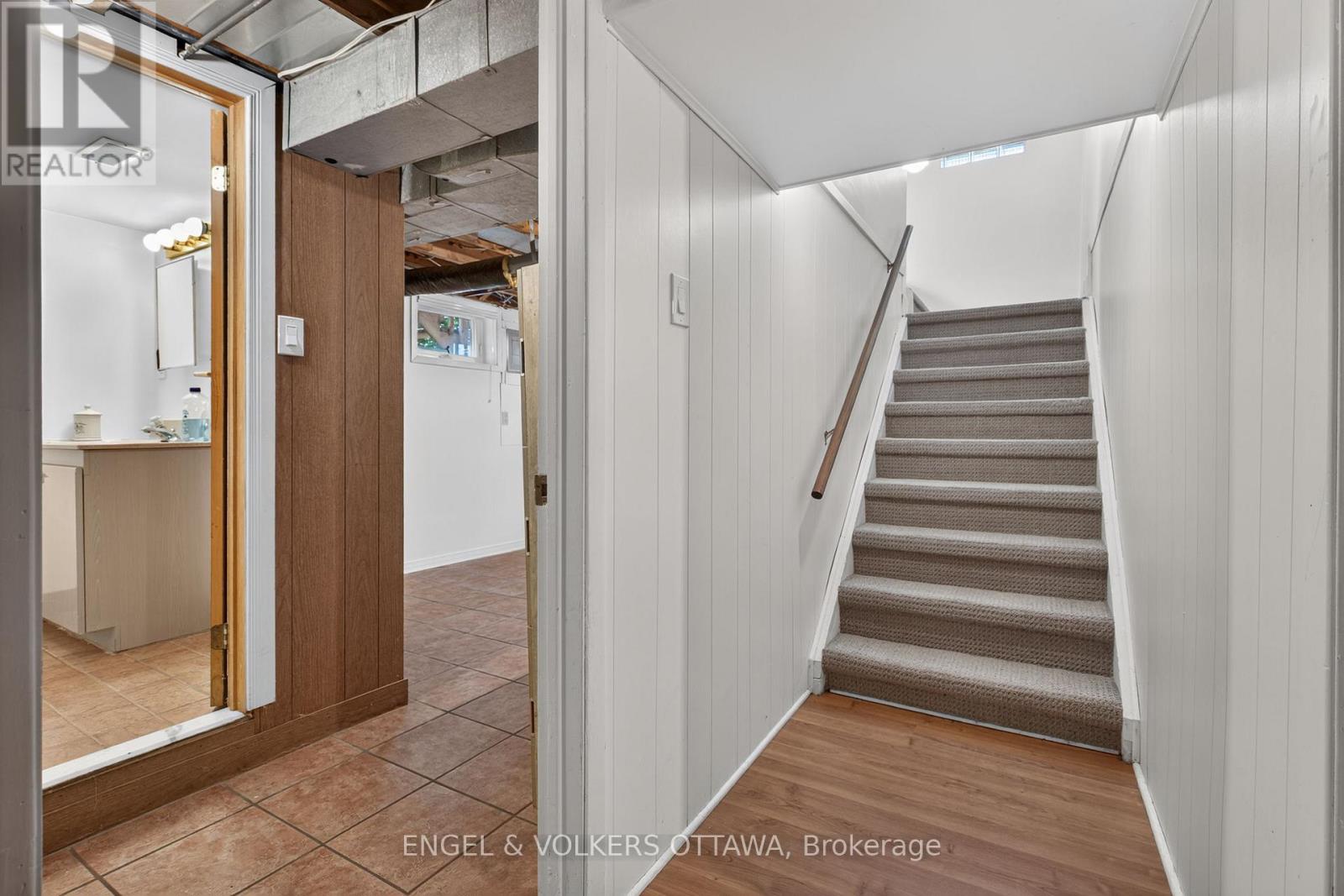 2445 Alta Vista Drive, Ottawa, Ontario  K1H 7M9 - Photo 19 - X13581192