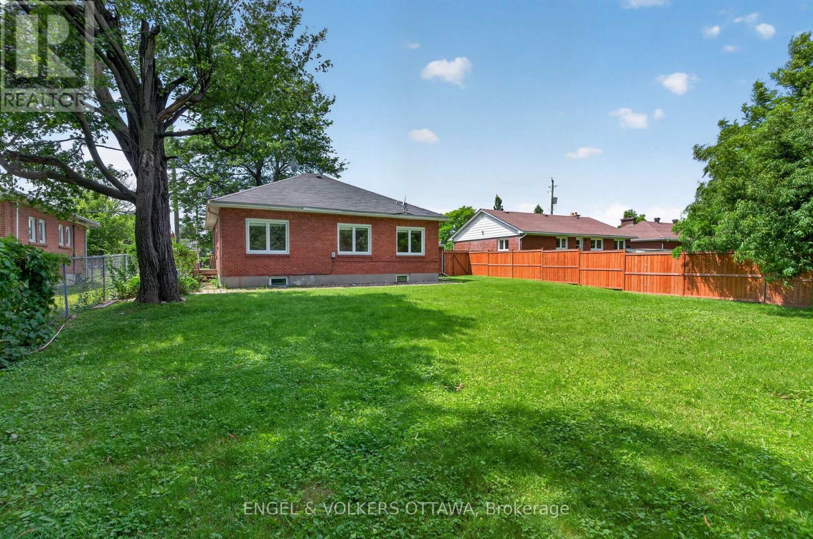 2445 Alta Vista Drive, Ottawa, Ontario  K1H 7M9 - Photo 26 - X13581192