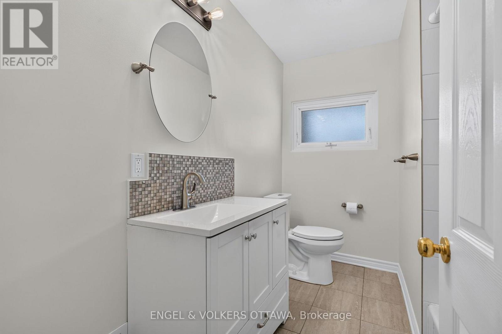 2439-2445 Alta Vista Drive, Ottawa, Ontario  K1H 7M9 - Photo 13 - X13581194