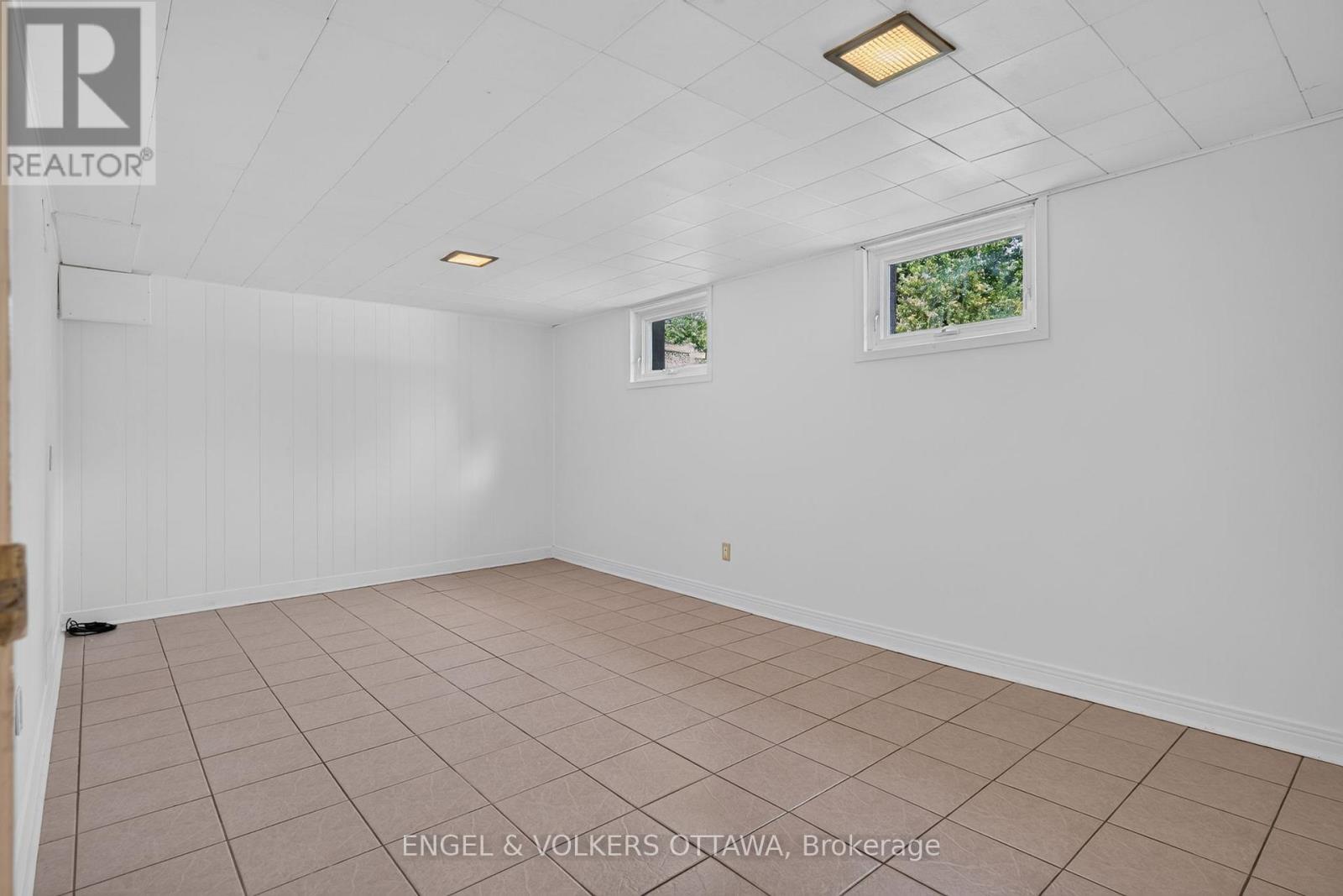 2439 Alta Vista Drive, Ottawa, Ontario  K1H 7M9 - Photo 23 - X13581196