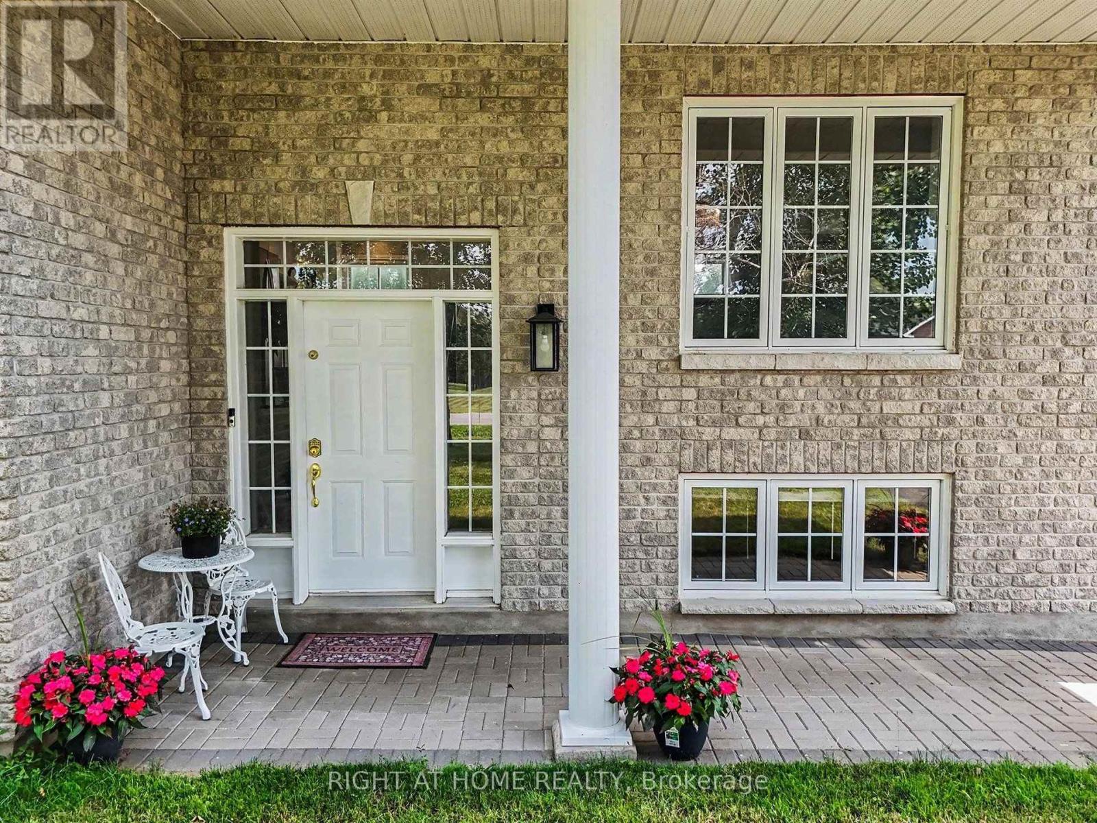 1588 Scottanne Street, Ottawa, Ontario  K4P 1R3 - Photo 3 - X13581254