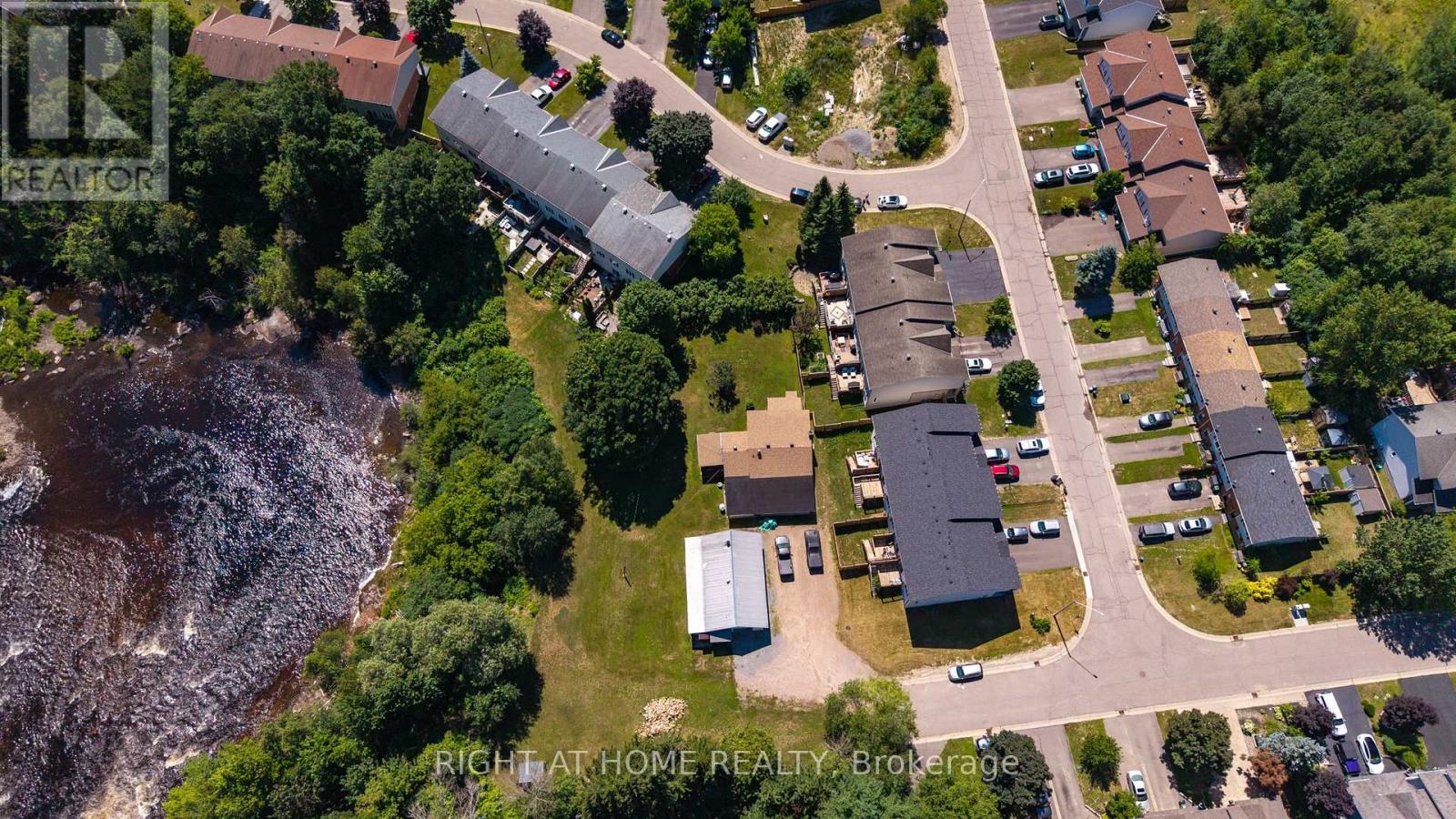 36 Northbrook Road, Petawawa, Ontario  K8H 3N5 - Photo 26 - X13581548