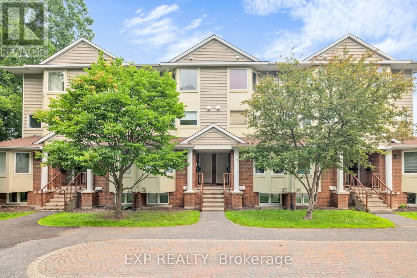 30 - 1400 Wildberry Court, Ottawa, Ontario  K1C 7K6 - Photo 1 - X13581668