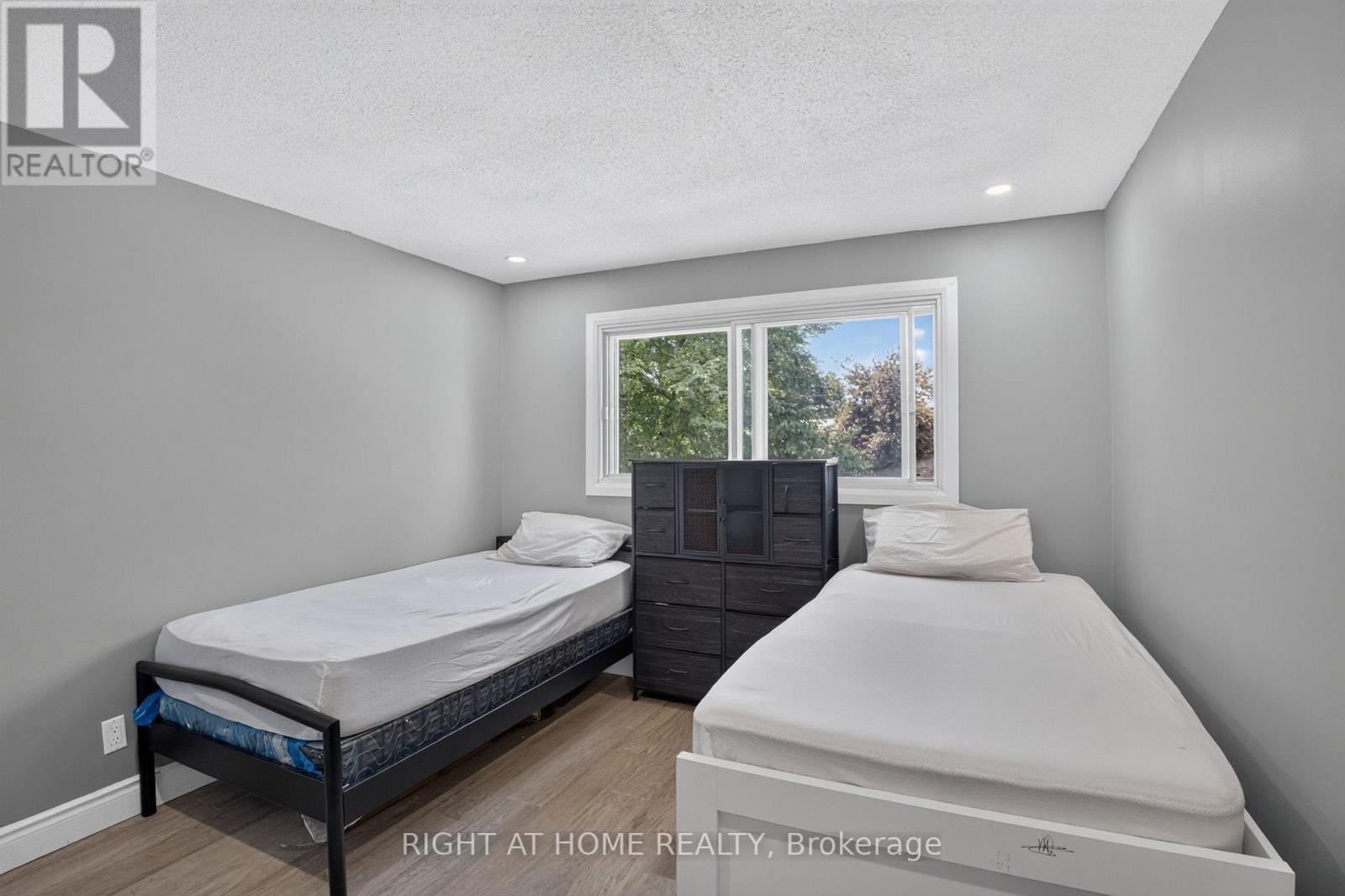 1385 Chartrand Avenue, Ottawa, Ontario  K1E 1H9 - Photo 17 - X13581772