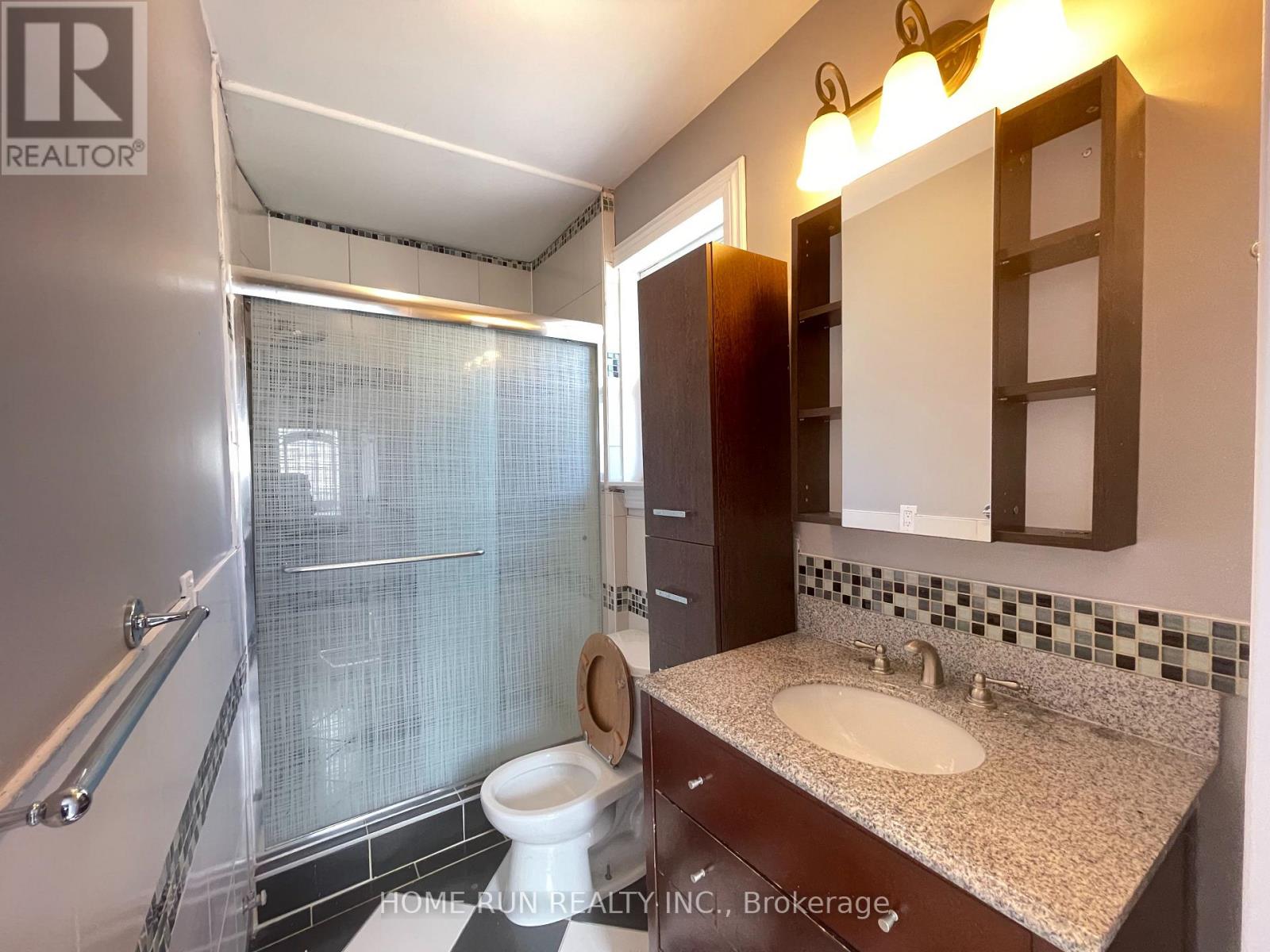 121 Concord Street E, Ottawa, Ontario  K1S 0Y9 - Photo 5 - X13581910