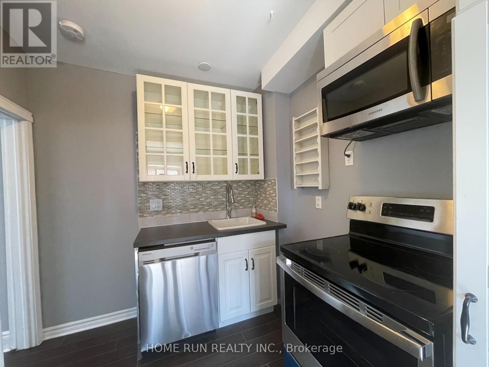121 Concord Street E, Ottawa, Ontario  K1S 0Y9 - Photo 9 - X13581910