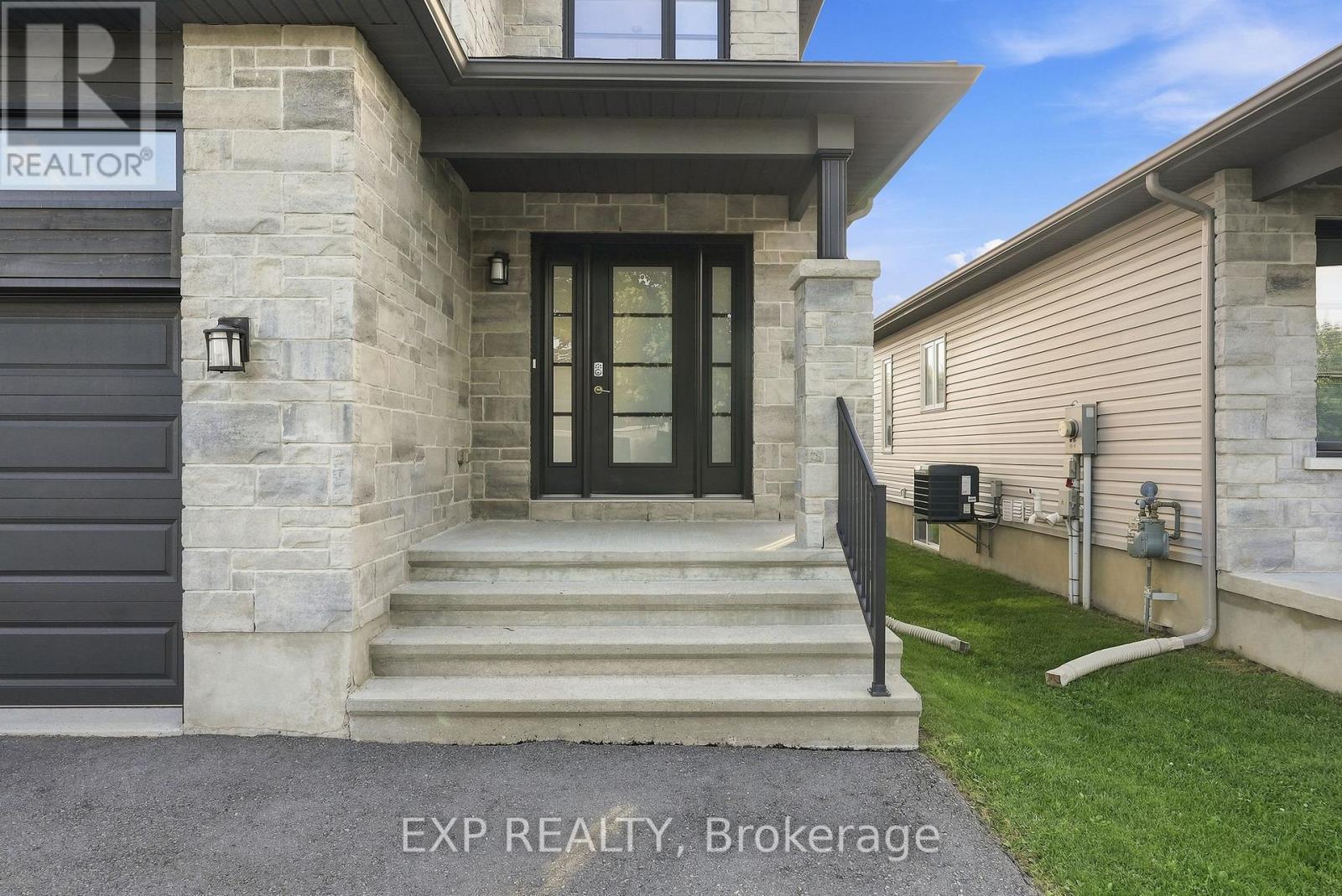 224 Capri Avenue, Russell, Ontario  K0A 1W0 - Photo 2 - X13581926
