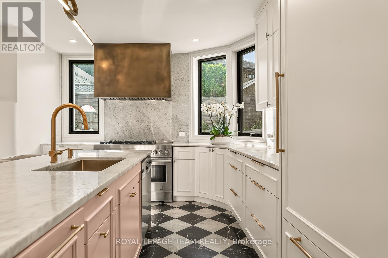 120 Riverdale Avenue, Ottawa, Ontario  K1S 1R2 - Photo 7 - X13582114