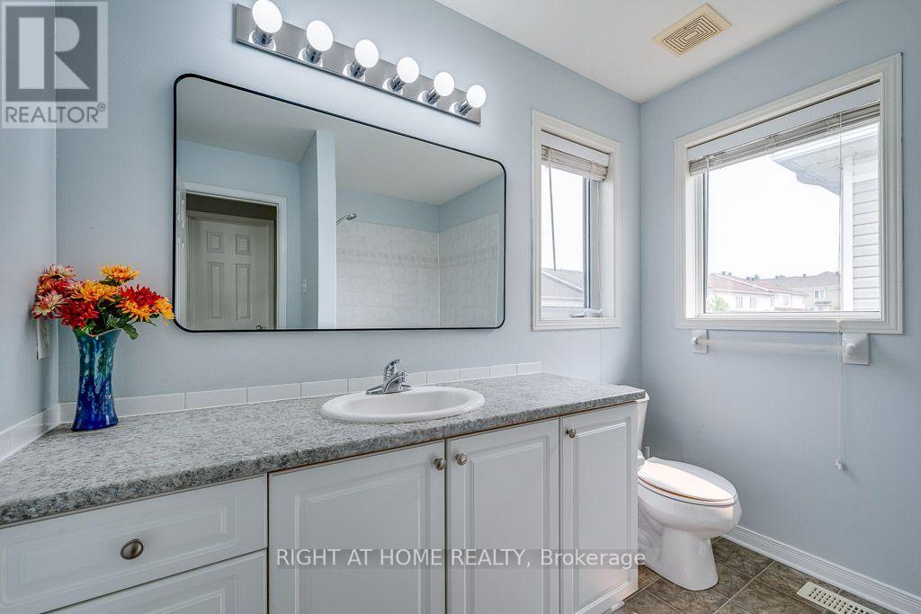 247 Felicia Crescent, Ottawa, Ontario  K2G 7G2 - Photo 16 - X13582276