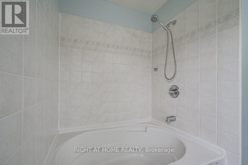247 Felicia Crescent, Ottawa, Ontario  K2G 7G2 - Photo 17 - X13582276