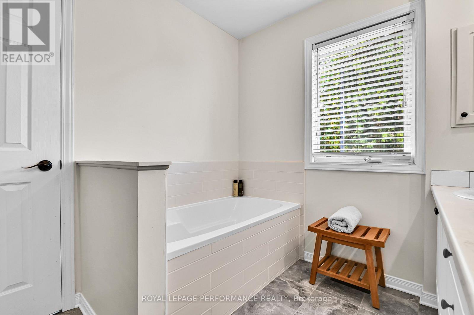 10 Rhapsody Lane, Ottawa, Ontario  K1V 1B1 - Photo 17 - X13582426