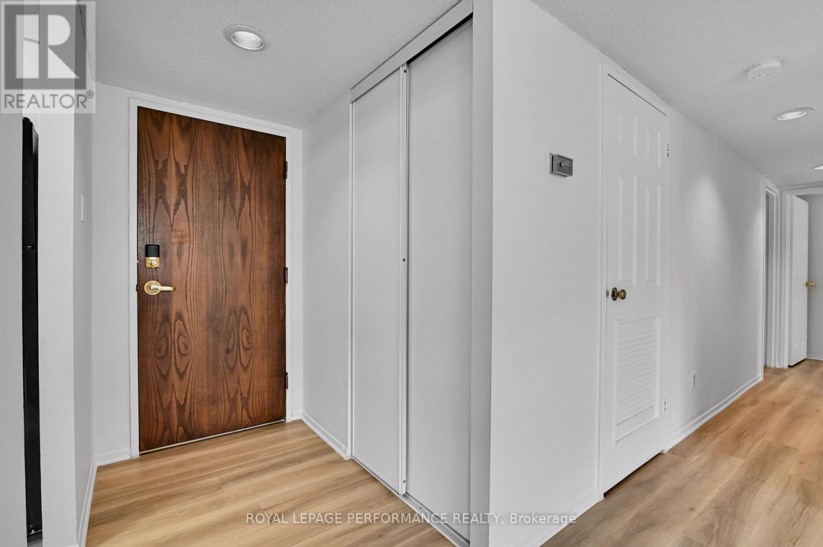 1701 - 470 Laurier Avenue W, Ottawa, Ontario  K1R 7W9 - Photo 6 - X13582510