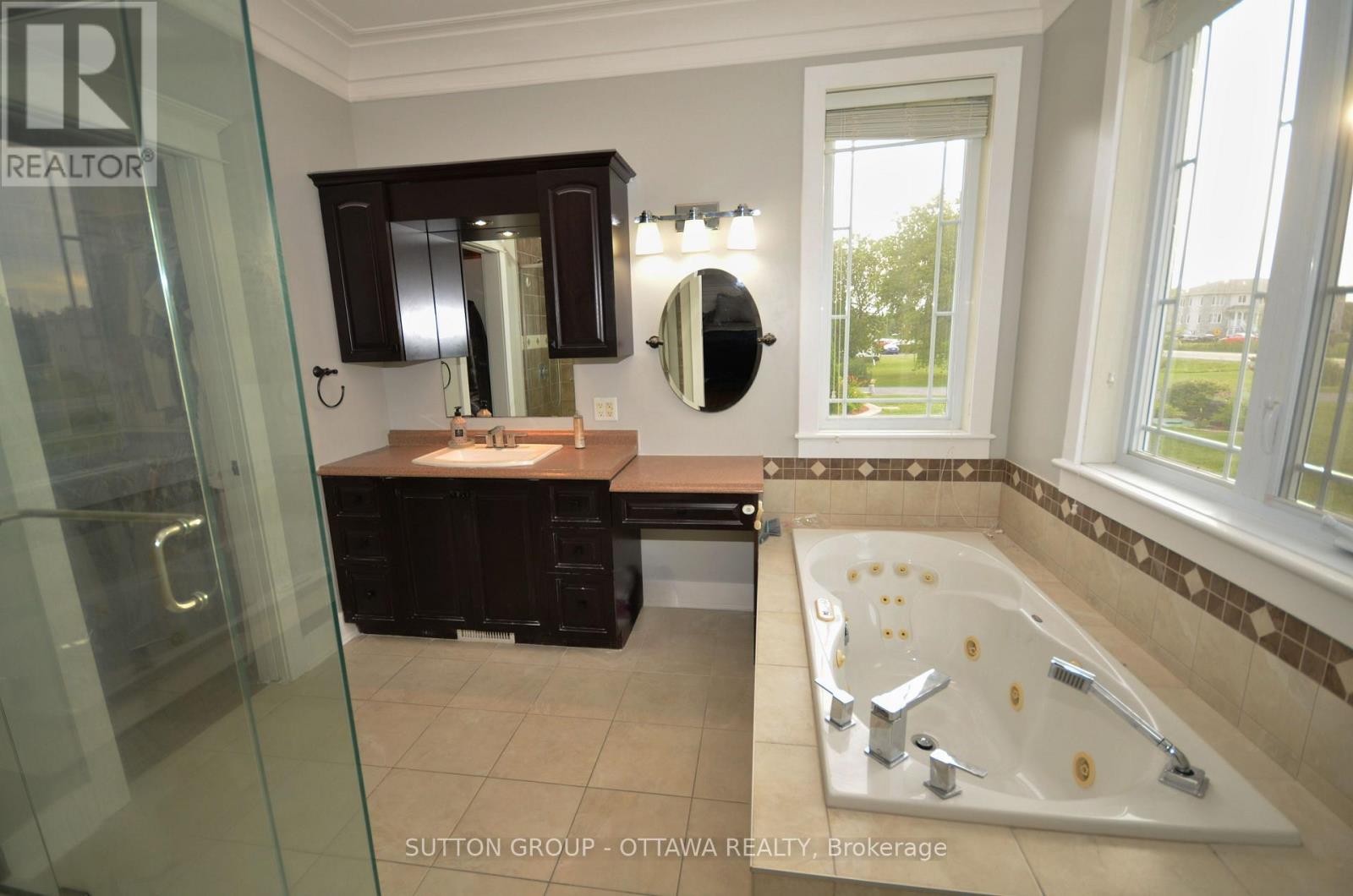 588 Russell Road, Clarence-Rockland, Ontario  K0A 2A0 - Photo 12 - X13582568
