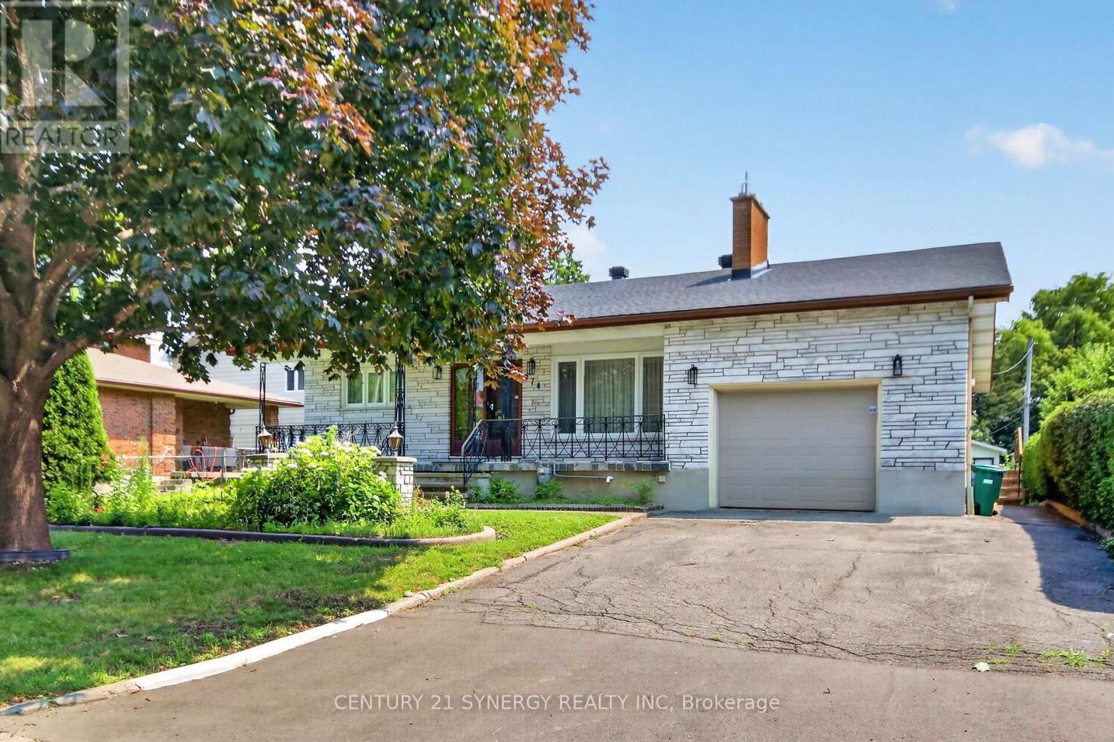 974 Greenbriar Avenue, Ottawa, Ontario  K2C 0J7 - Photo 1 - X13582608