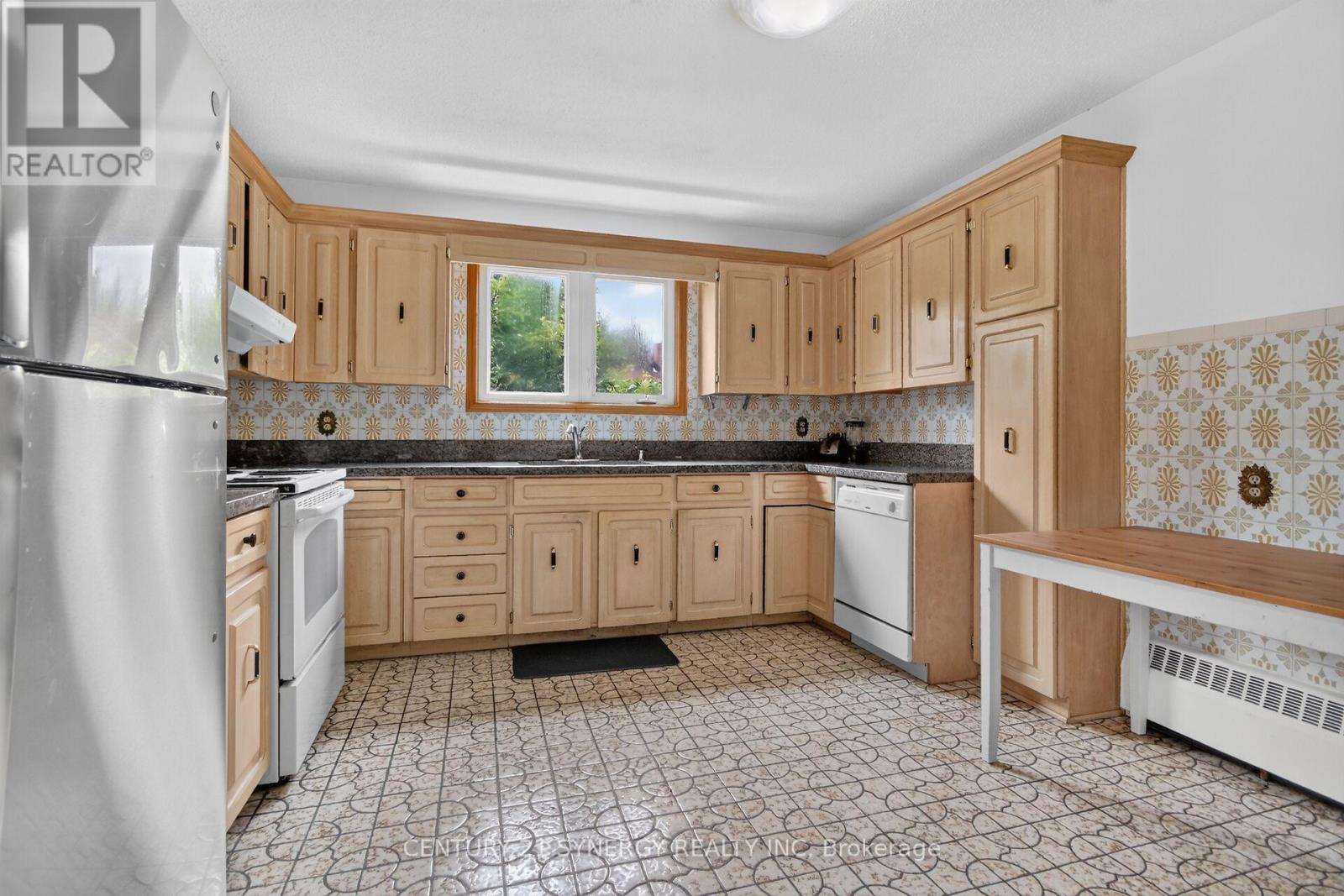 974 Greenbriar Avenue, Ottawa, Ontario  K2C 0J7 - Photo 9 - X13582608