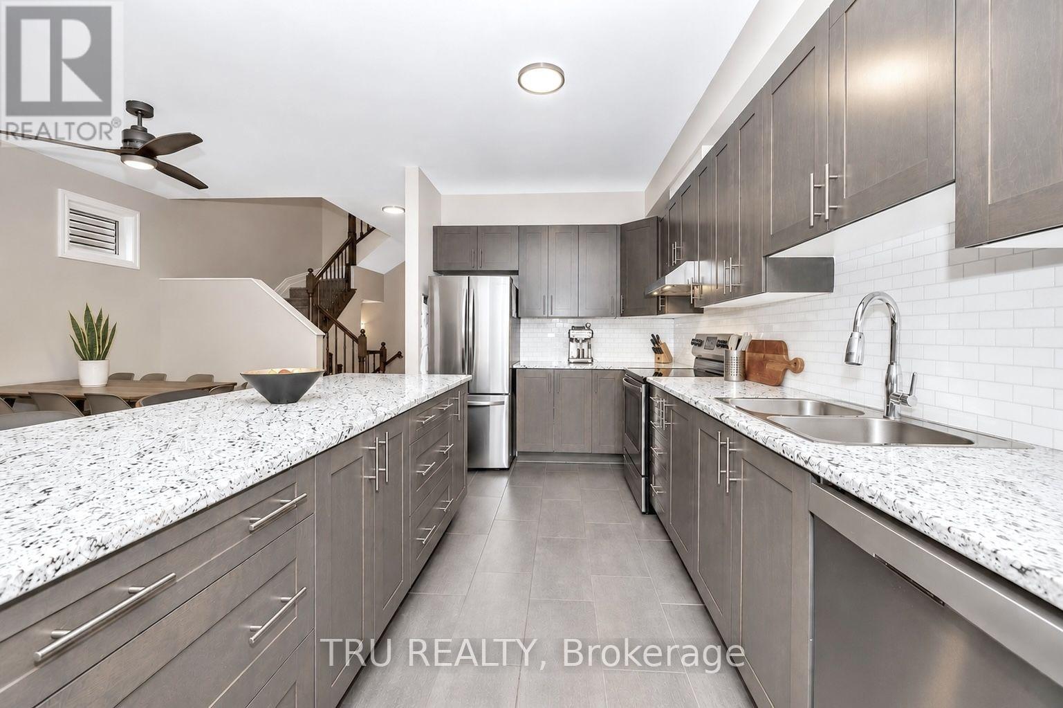 2538 River Mist Road, Ottawa, Ontario  K2J 6G2 - Photo 4 - X13582816