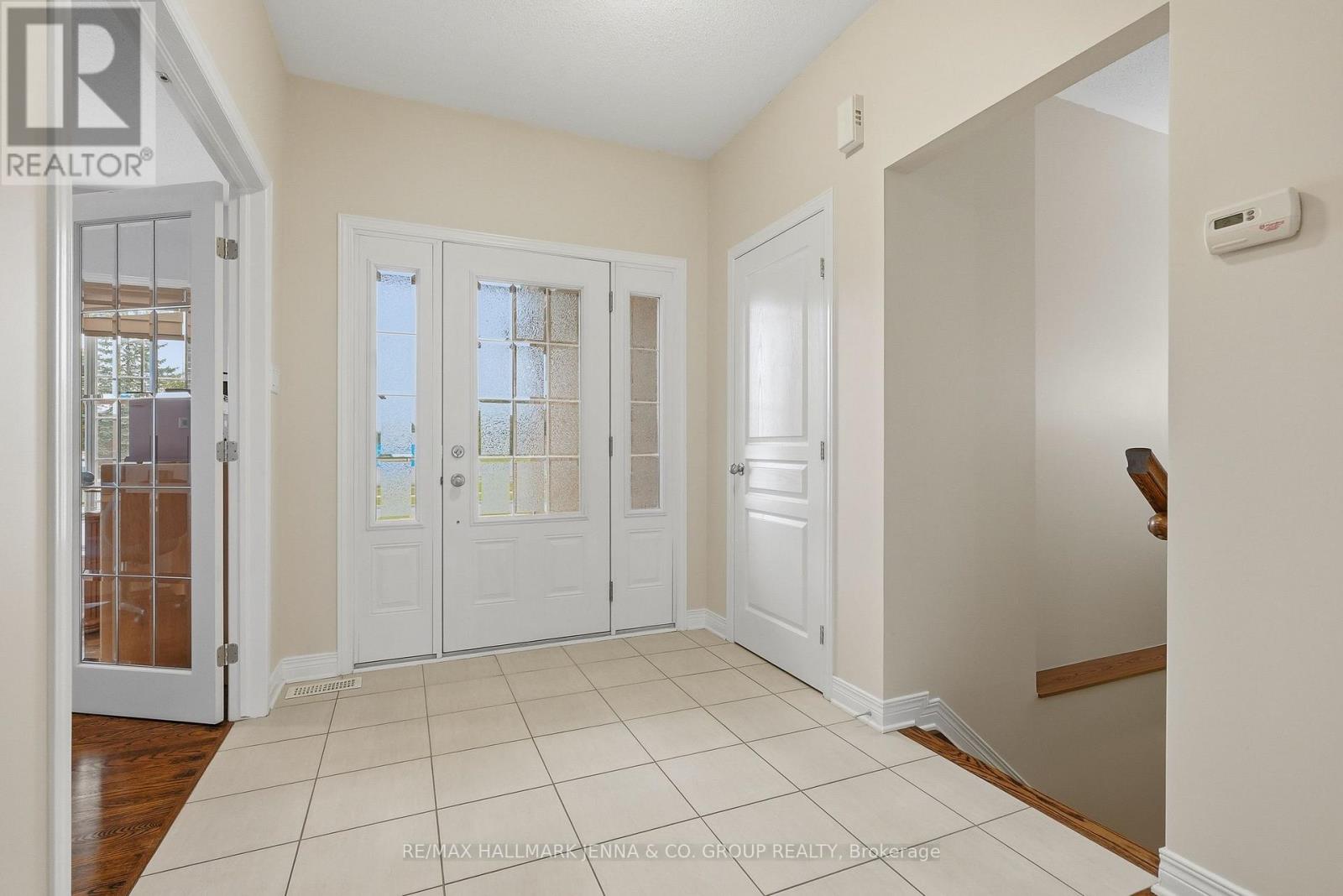 15 Baywood Drive, Ottawa, Ontario  K2S 2G2 - Photo 3 - X13582818