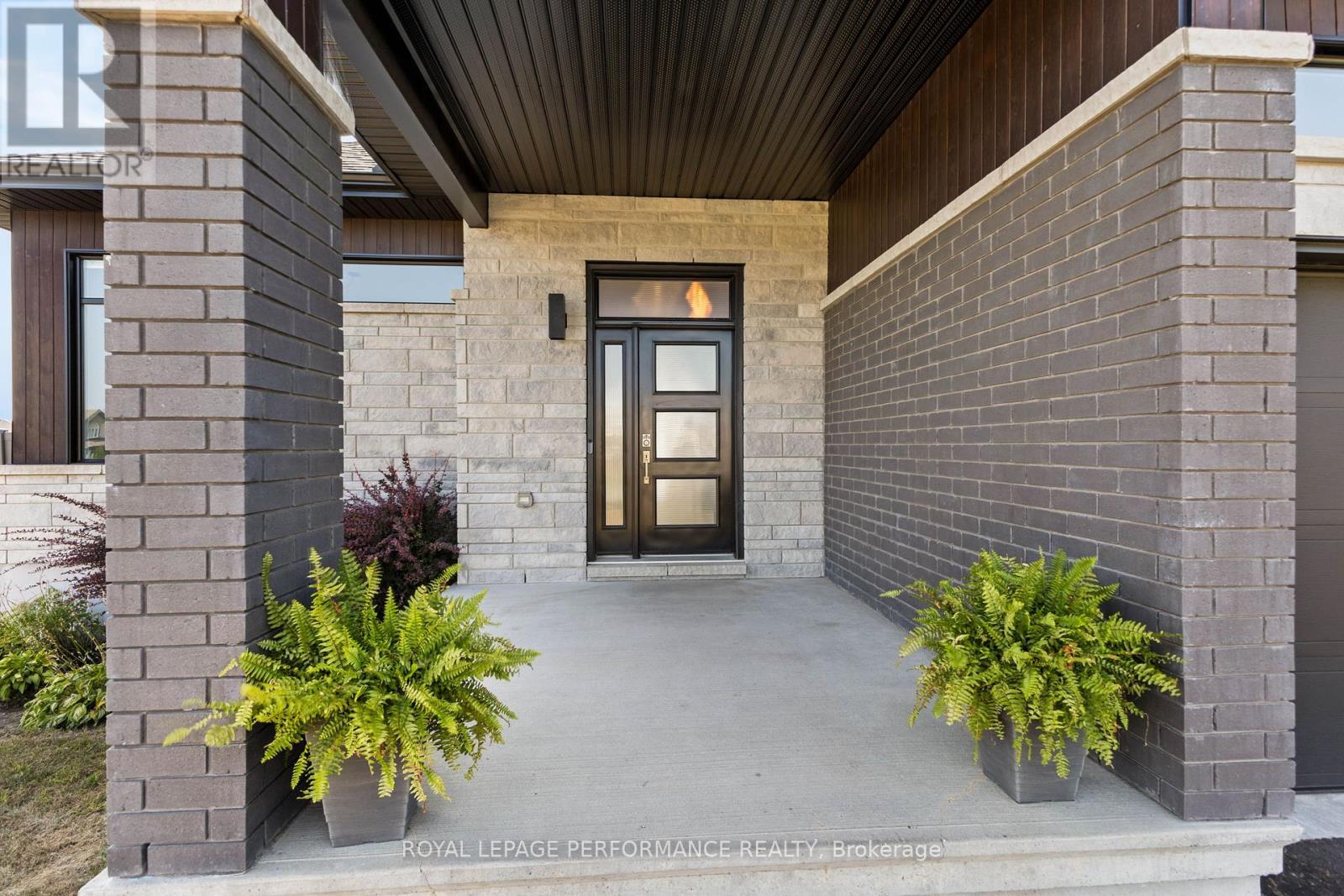 187 Grand Tronc Street, Clarence-Rockland, Ontario  K0A 2A0 - Photo 3 - X13583074