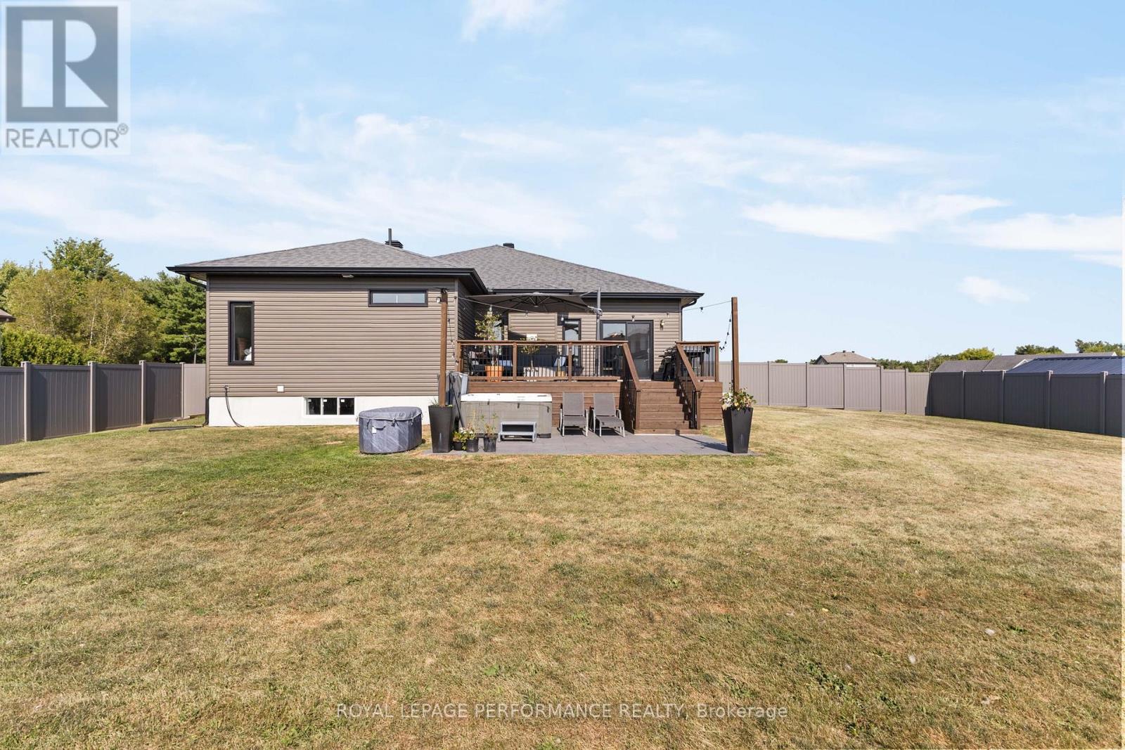 187 Grand Tronc Street, Clarence-Rockland, Ontario  K0A 2A0 - Photo 47 - X13583074