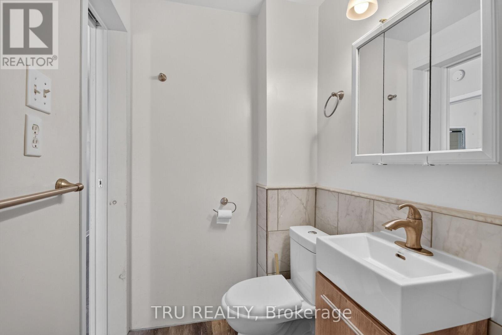 45 Bell Street N, Ottawa, Ontario  K1R 7C5 - Photo 17 - X13583114