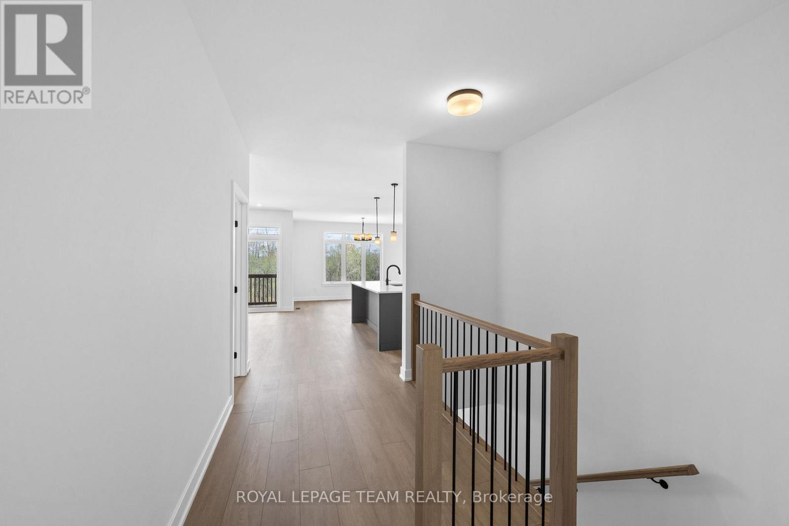 1094 Moore Street, Brockville, Ontario  K6V 0H2 - Photo 5 - X13583128