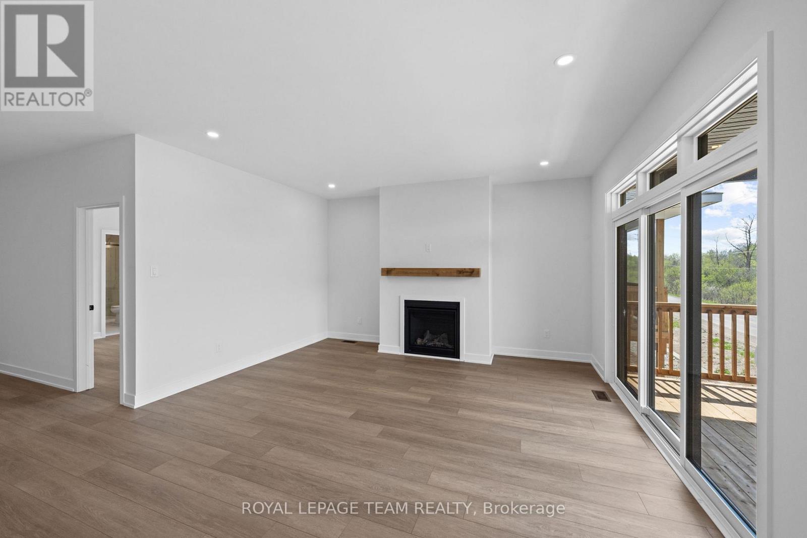 1094 Moore Street, Brockville, Ontario  K6V 0H2 - Photo 7 - X13583128