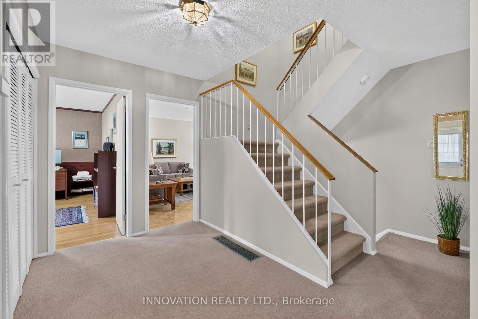 68 Kingsford Court, Ottawa, Ontario  K2K 1T9 - Photo 4 - X13583292