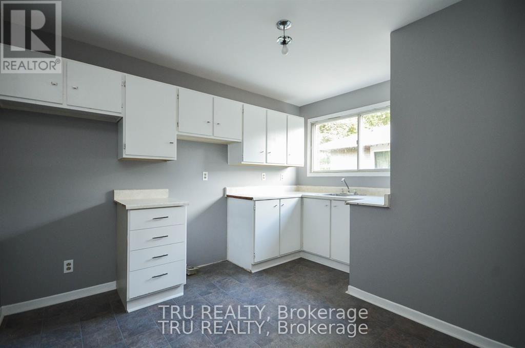 2428-2430 Iris Street, Ottawa, Ontario  K2C 1C6 - Photo 17 - X13583750