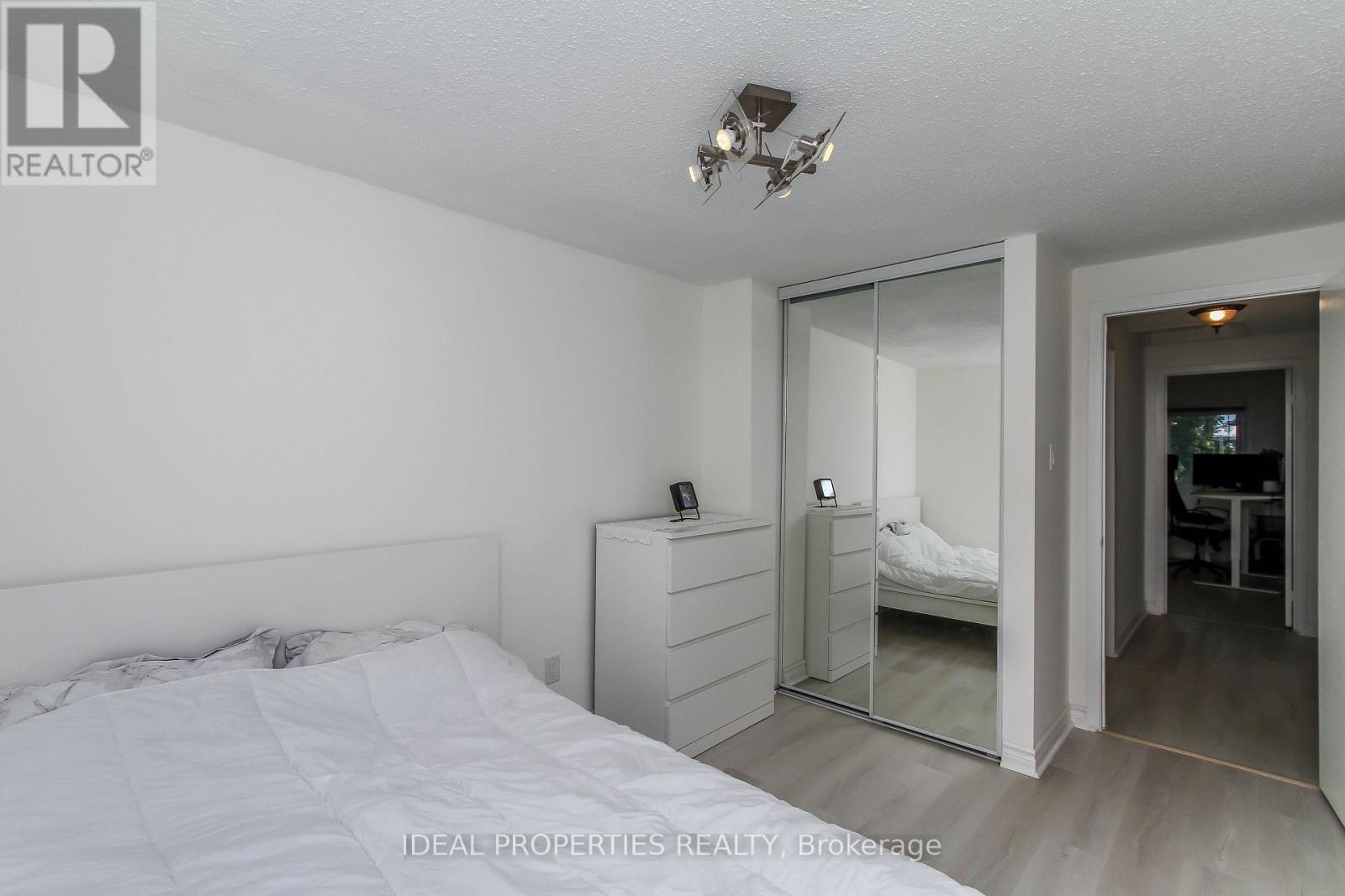 26 - 2415 Southvale Crescent, Ottawa, Ontario  K1B 4T9 - Photo 24 - X13583848