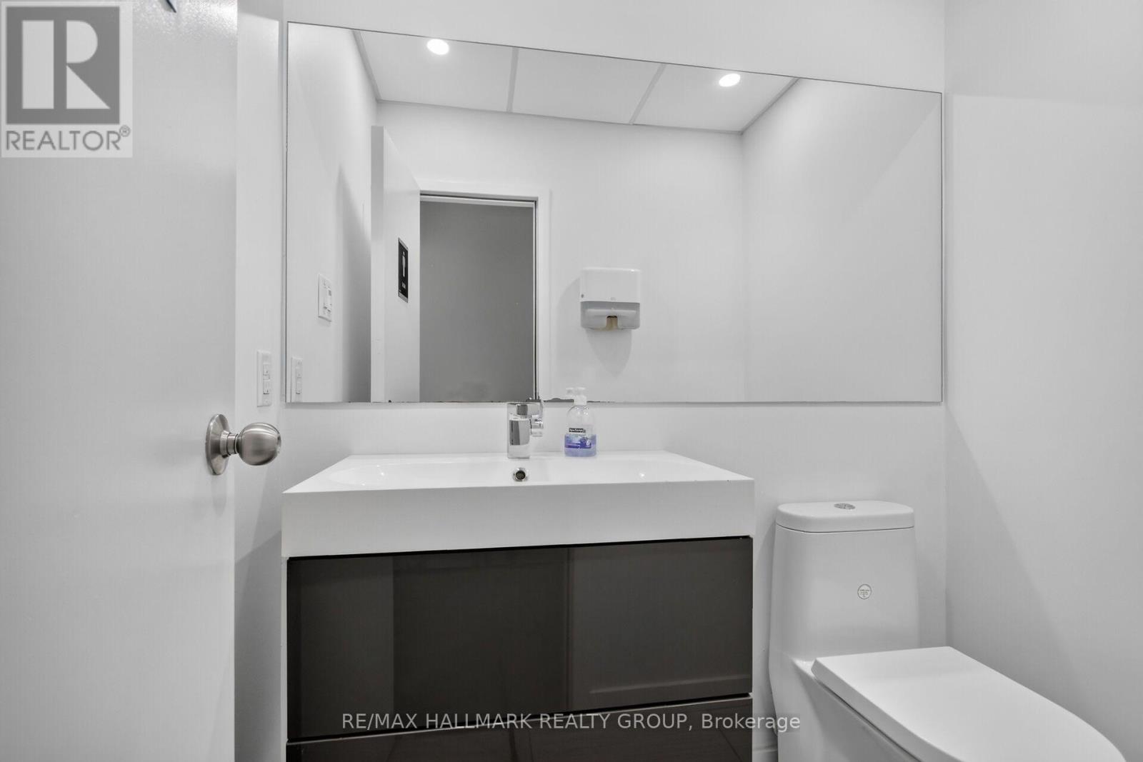 818 Boyd Avenue, Ottawa, Ontario  K2A 2C7 - Photo 25 - X13583868