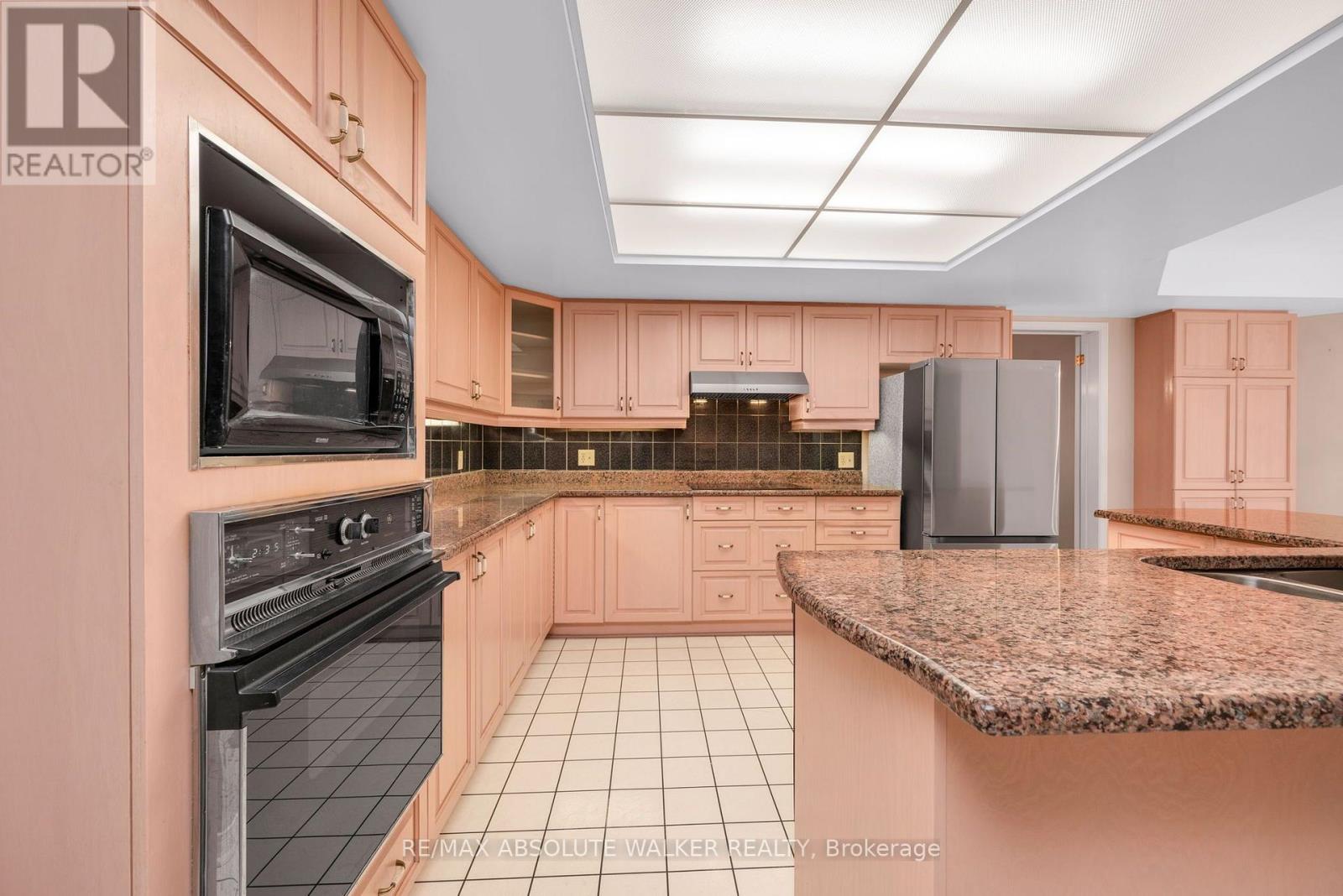 268 Pine Hill Drive, Ottawa, Ontario  K2M 2B6 - Photo 13 - X13583910
