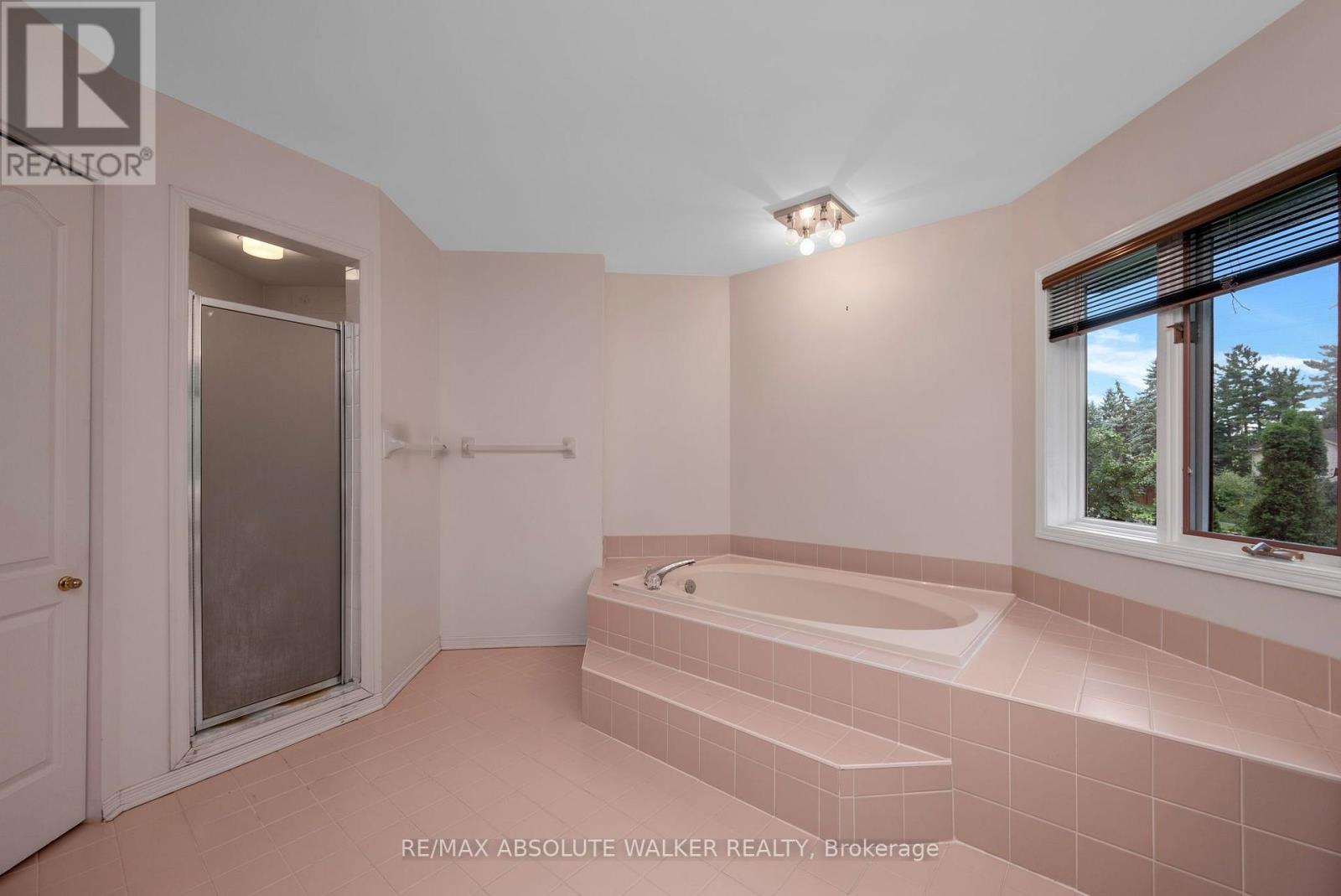 268 Pine Hill Drive, Ottawa, Ontario  K2M 2B6 - Photo 23 - X13583910
