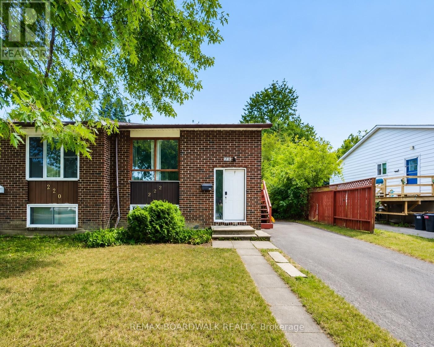 1 - 222 Castlefrank Road, Ottawa, Ontario  K2L 1T5 - Photo 1 - X13584100