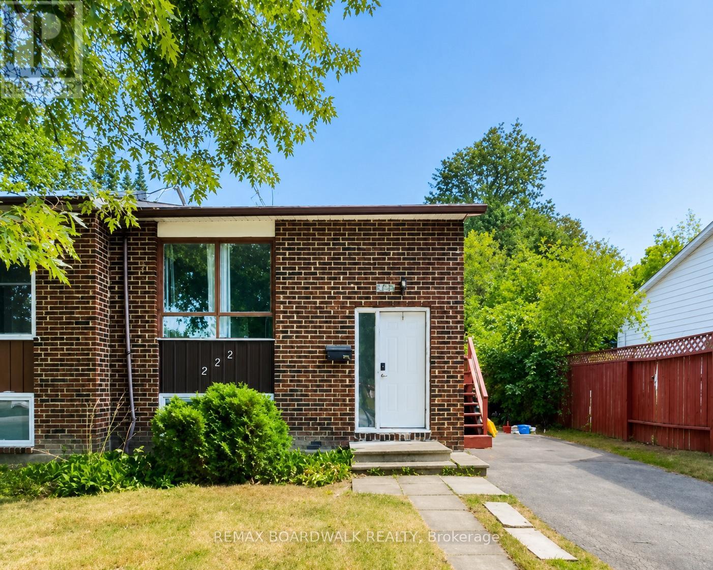 1 - 222 Castlefrank Road, Ottawa, Ontario  K2L 1T5 - Photo 2 - X13584100